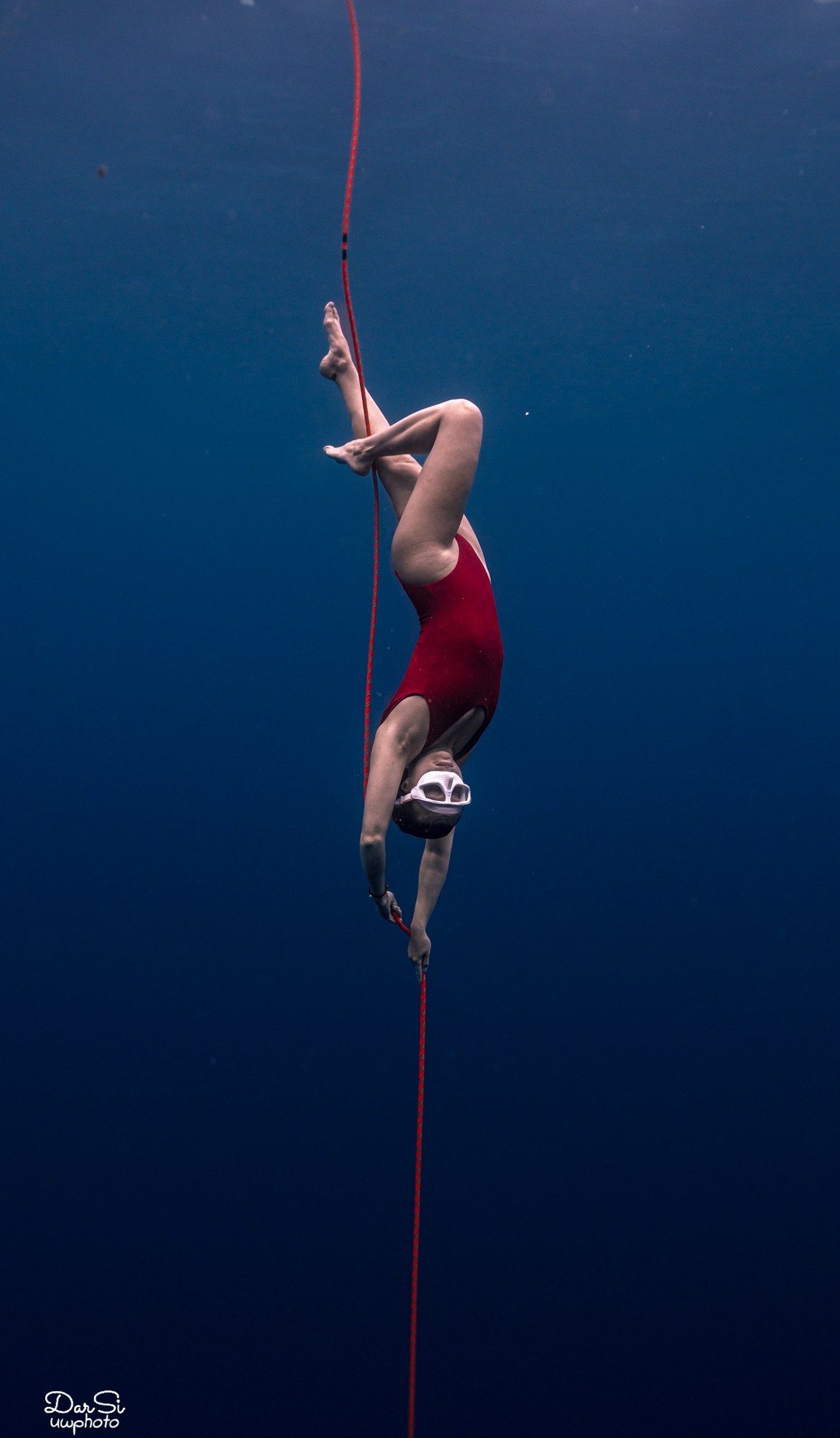 Фотосессия на пилоне. Underwater Photographer in the Philippines — Daria Sinitsina