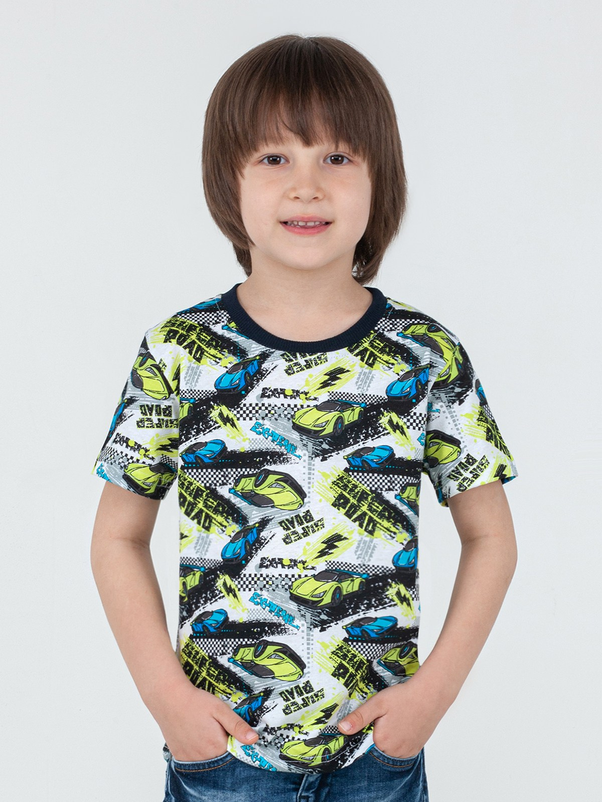 Фотосъемка для Валдберриз детских футболок. Сборные фотосъёмки в Москве. фотосессии одежды.фотограф