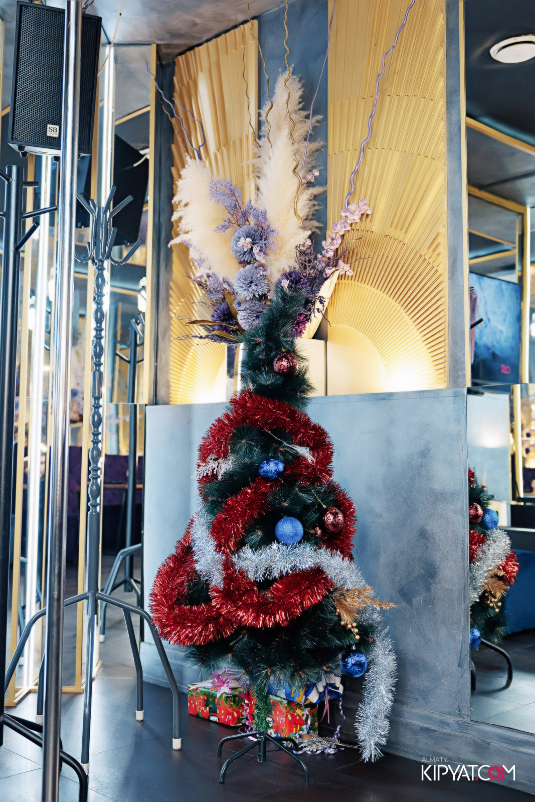 УХО И МЕДВЕДЬ НА ГАГАРИНА. КИПЯТКОМ АЛМАТЫ!