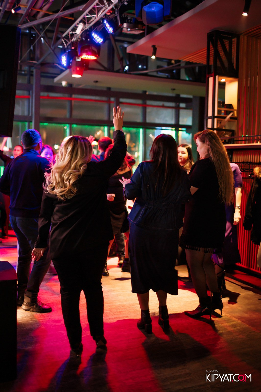 ПИНТА НУРЛЫ-ТАУ. КИПЯТКОМ АЛМАТЫ!