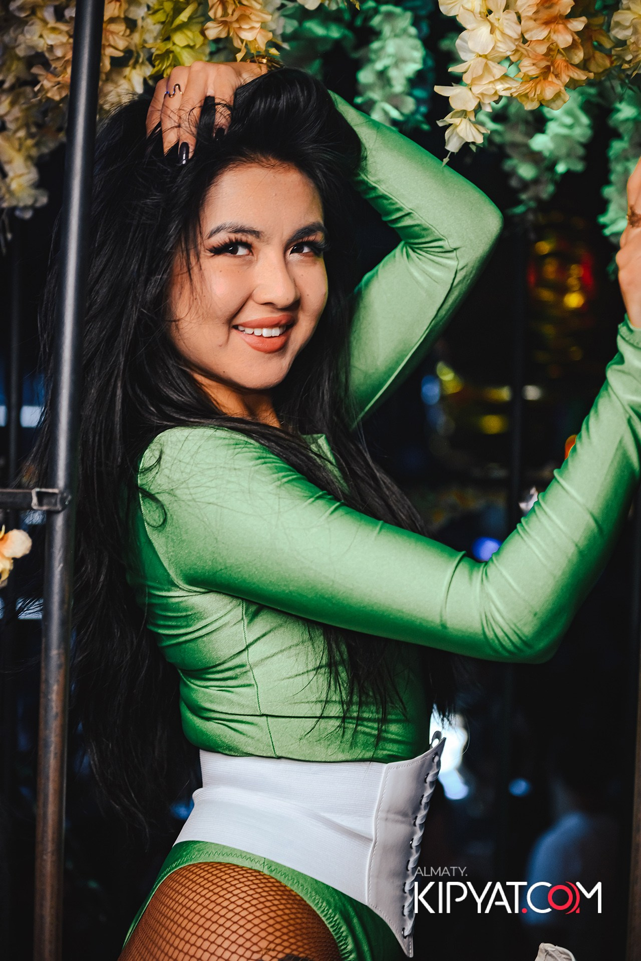 UYAT EMES BAR. КИПЯТКОМ АЛМАТЫ!