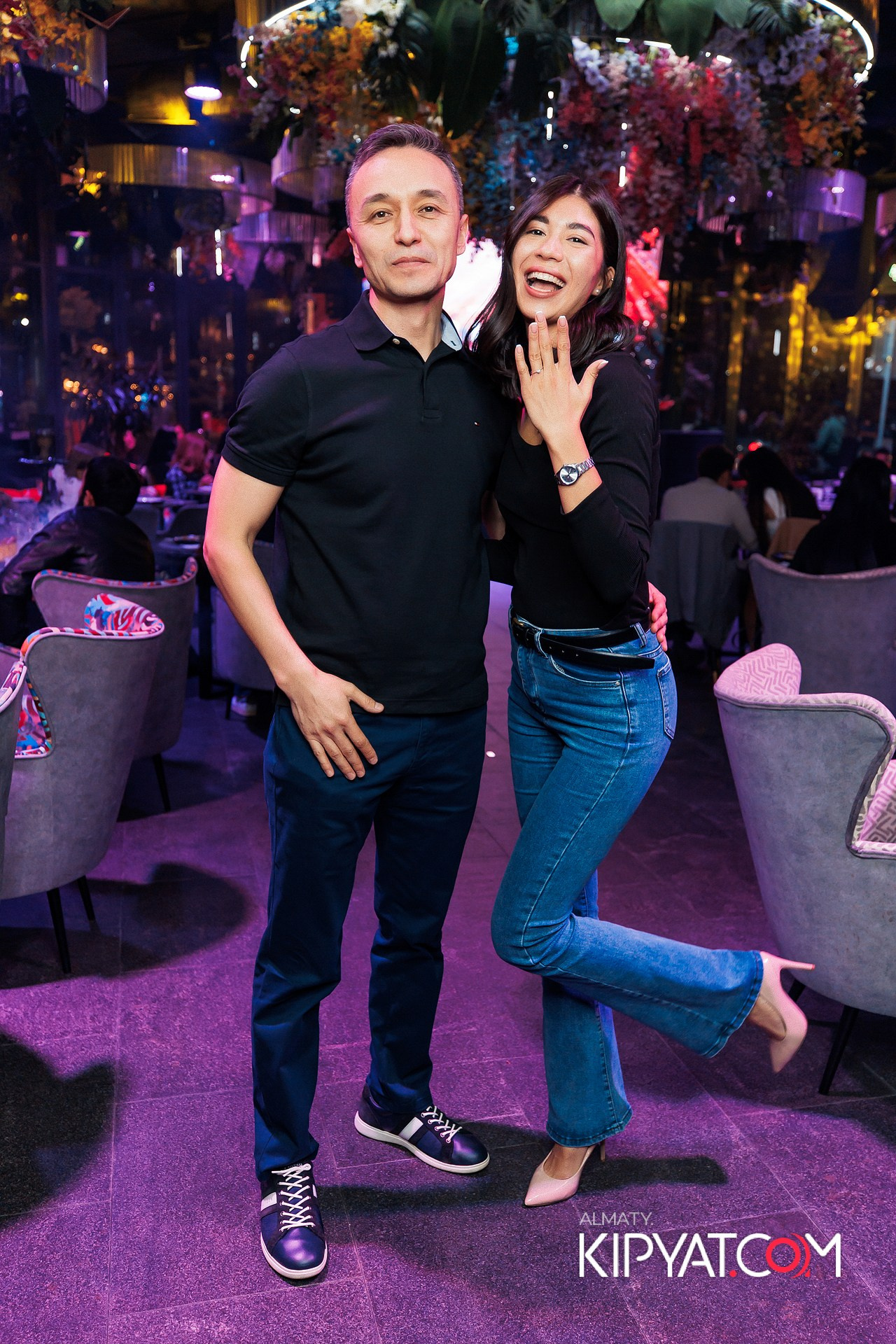 FRIENDS BAR & TERRACE. КИПЯТКОМ АЛМАТЫ! Фотосъемка мероприятий в Алматы