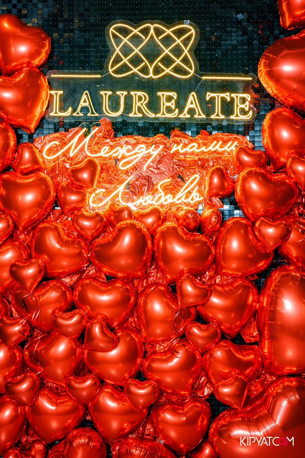 LAUREATE KARAOKE HALL. КИПЯТКОМ АЛМАТЫ!