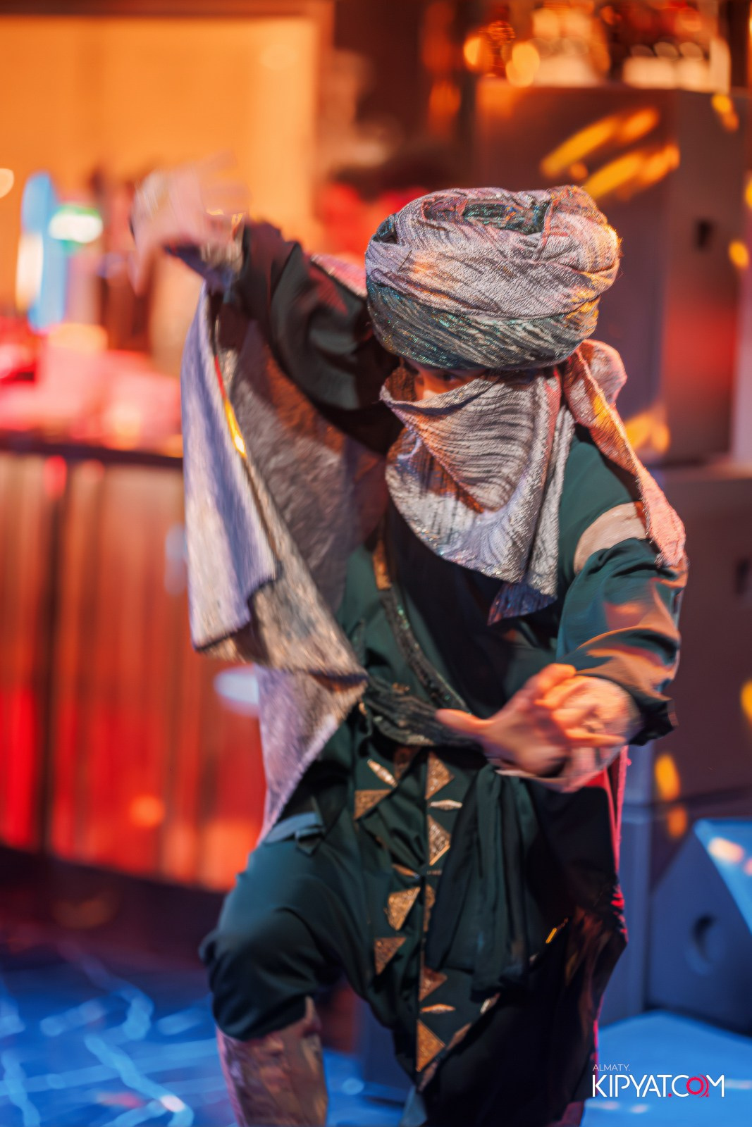 MOOD KARAOKE & TERRACE. КИПЯТКОМ АЛМАТЫ!