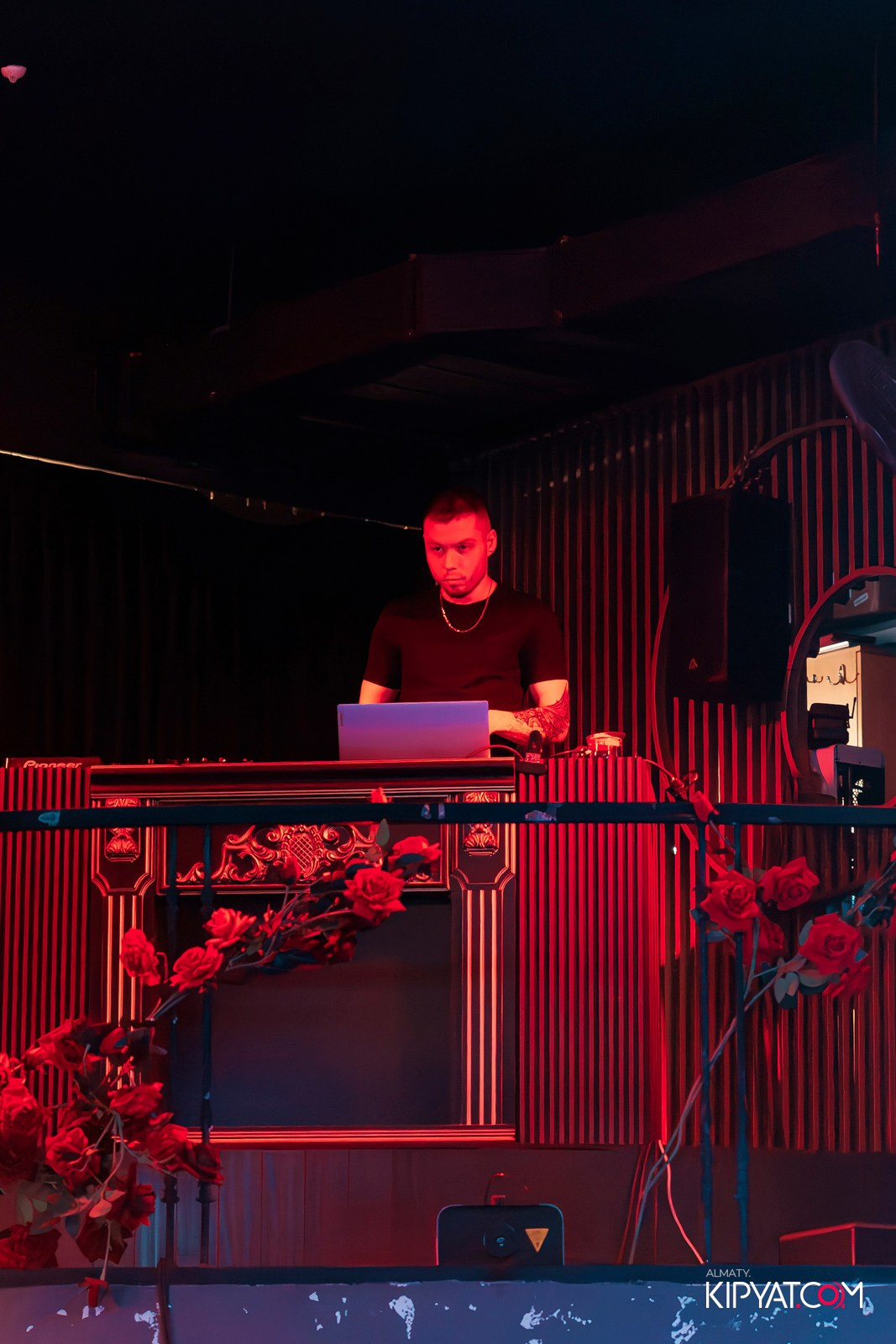 МУЗЫКАЛЬНОЕ ЛОТО В HIT RETRO. КИПЯТКОМ АЛМАТЫ! Фотосъемка мероприятий в Алматы