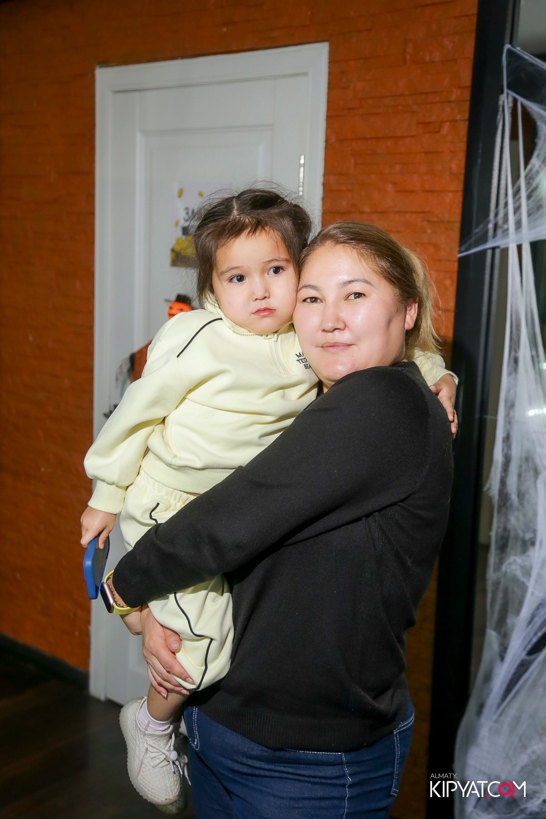 УХО И МЕДВЕДЬ НА САИНА. КИПЯТКОМ АЛМАТЫ!