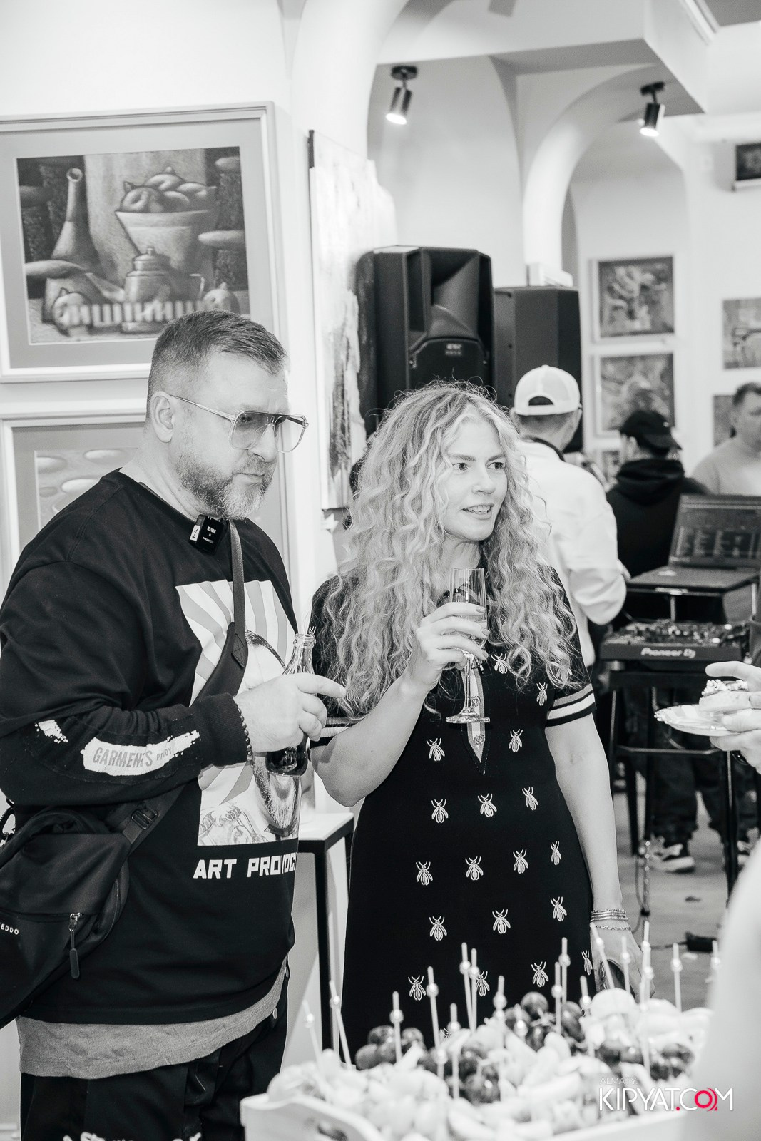 ОТКРЫТИЕ ХУДОЖЕСТВЕННОЙ ГАЛЕРЕИ ETNA ART LAB. КИПЯТКОМ АЛМАТЫ! Фотосъемка мероприятий в Алматы