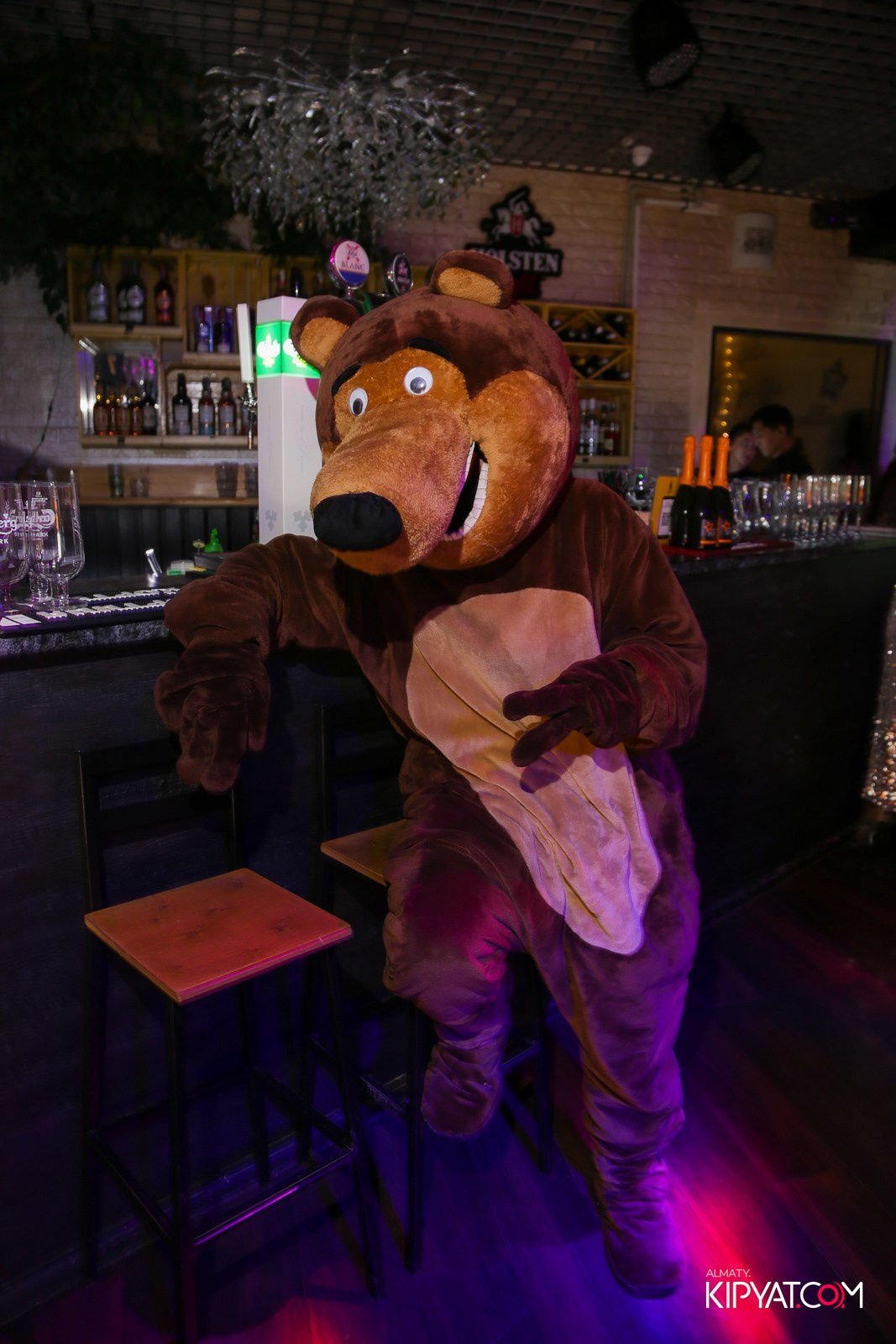 УХО И МЕДВЕДЬ НА САИНА. КИПЯТКОМ АЛМАТЫ!