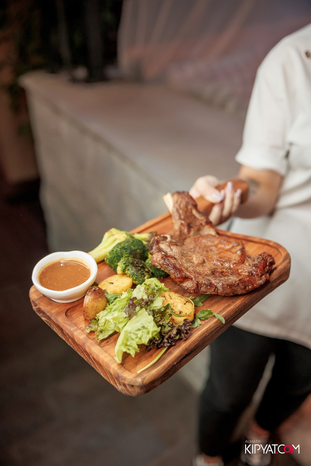 MYKONOS BAR. КИПЯТКОМ АЛМАТЫ!