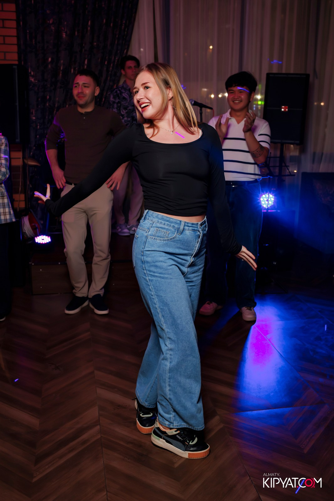 ОТКРЫТИЕ РЕСТОРАНА VESELIDZE НА АБАЯ. КИПЯТКОМ АЛМАТЫ! Фотосъемка мероприятий в Алматы