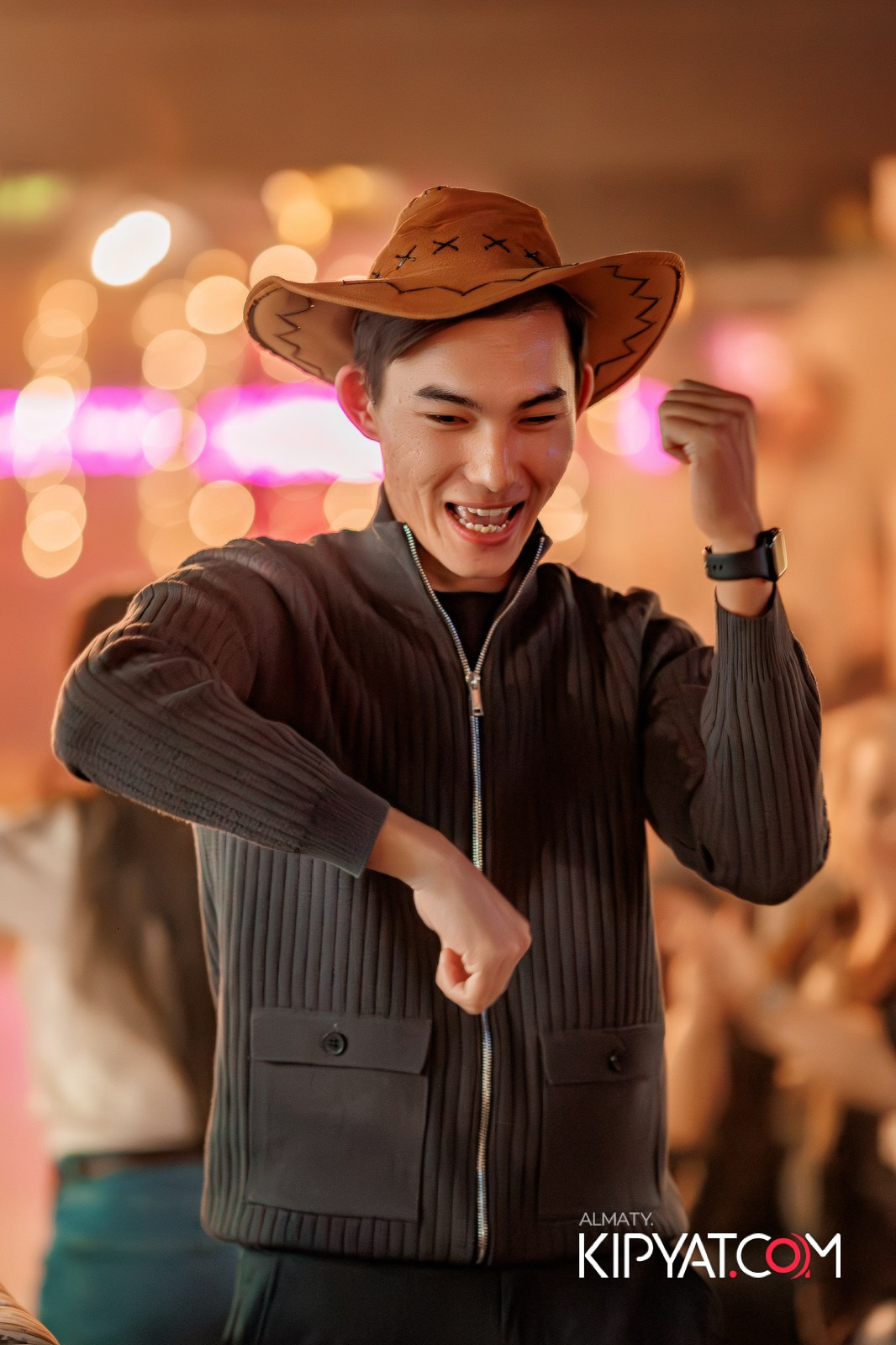 AVENUE. КИПЯТКОМ АЛМАТЫ!