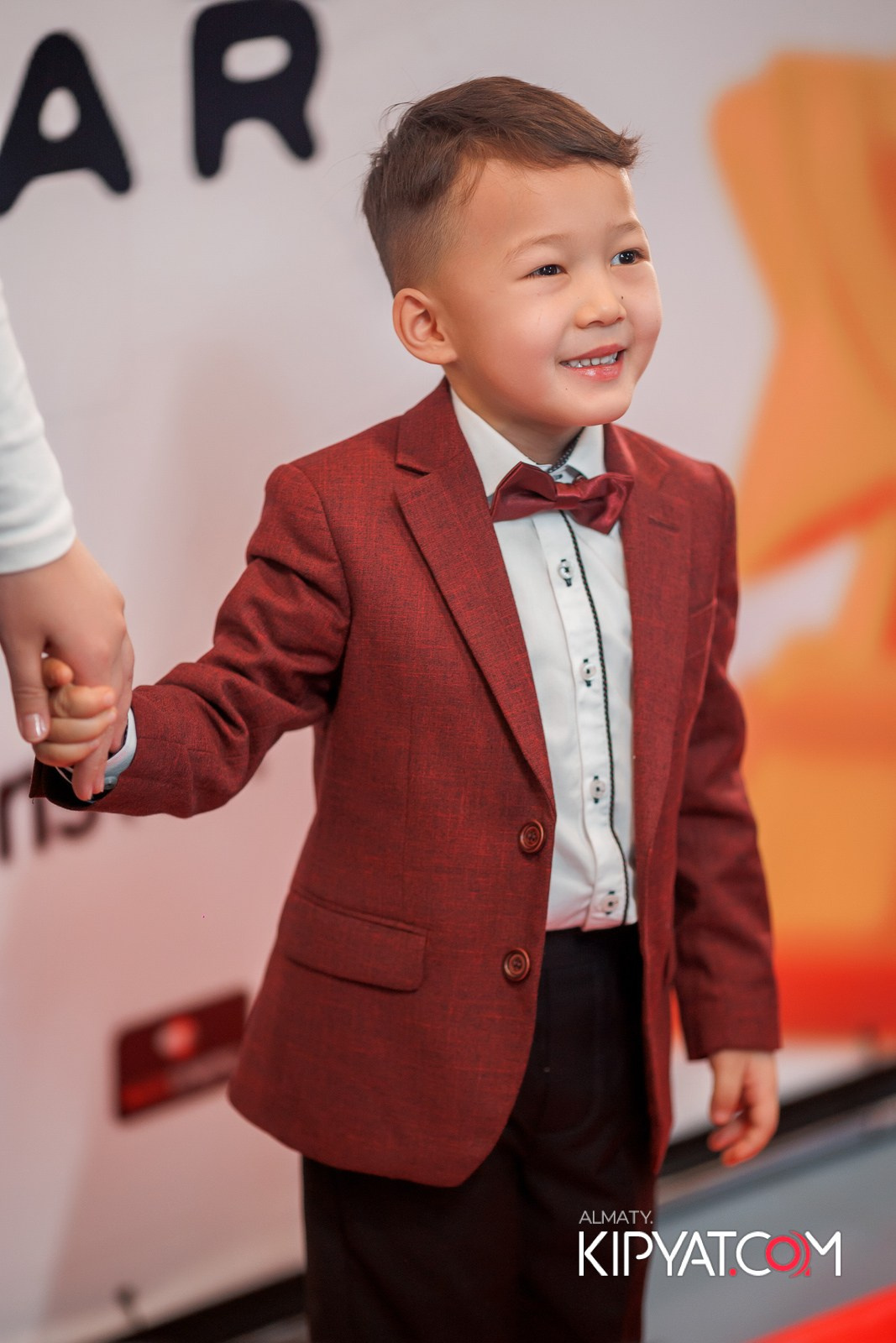 ПРЕЗЕНТАЦИЯ 8 ГРУППЫ КИНОПРОЕКТА «STARBALALAR». КИПЯТКОМ АЛМАТЫ!