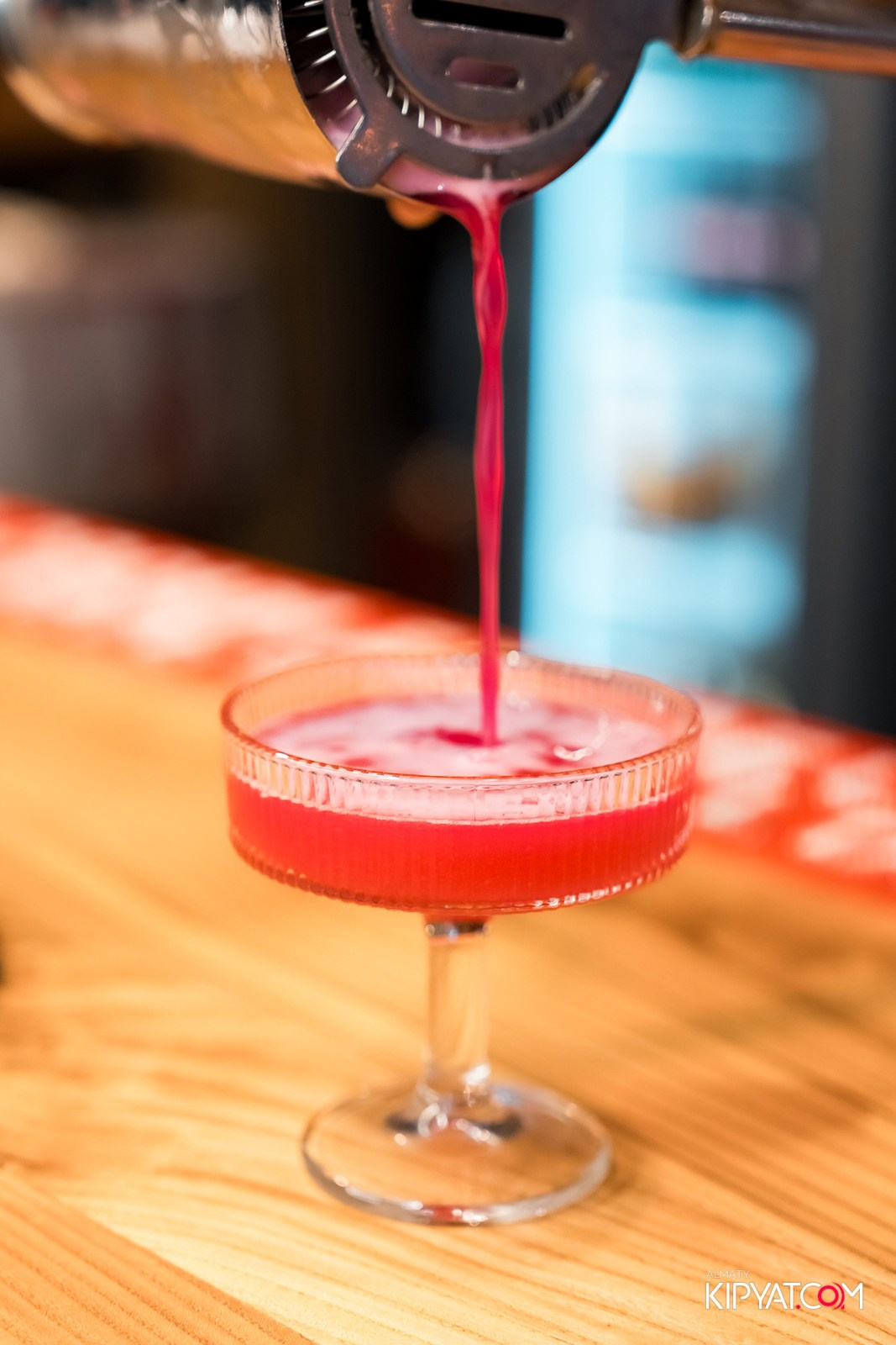 THE ESTATE КАРАОКЕ 1 ГОД. КИПЯТКОМ АЛМАТЫ!