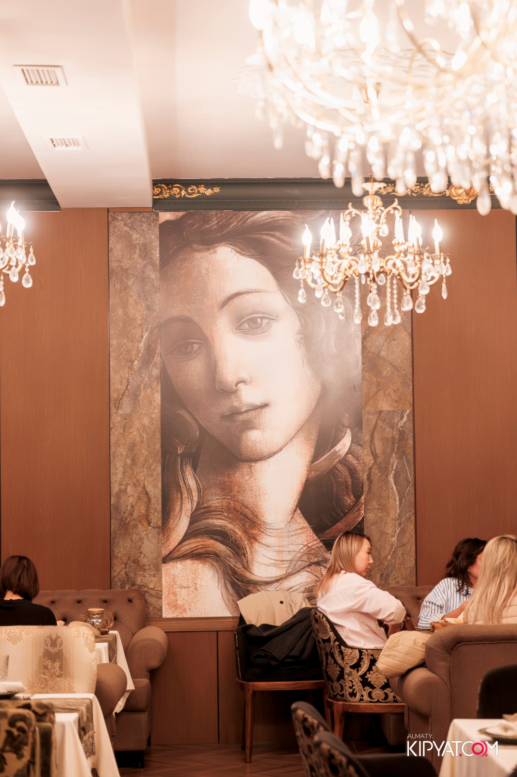 РЕСТОРАН ВЕСЕЛИДЗЕ НА ШАЛЯПИНА. КИПЯТКОМ АЛМАТЫ!