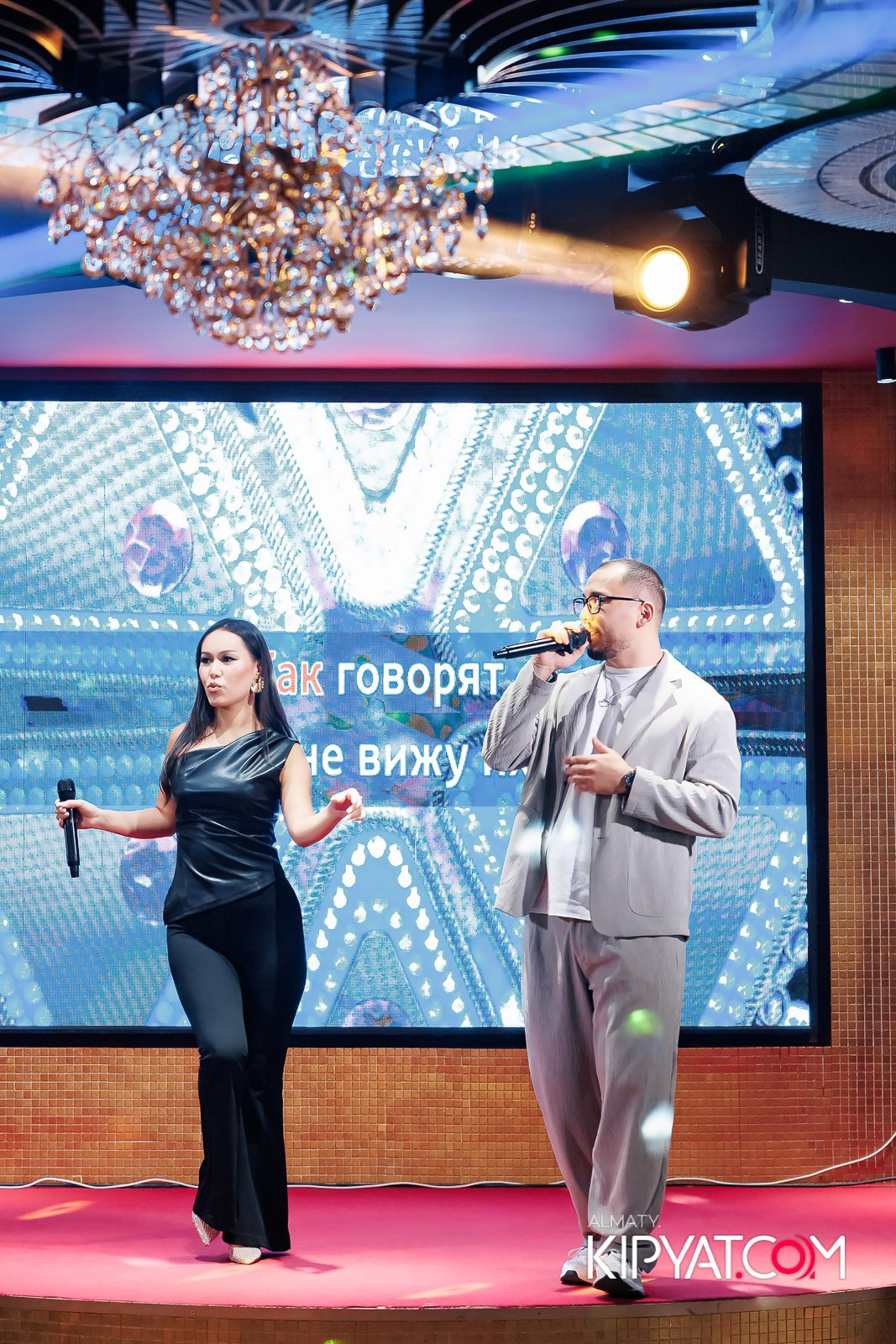 ЗАЯ, НА БИС. КИПЯТКОМ АЛМАТЫ!