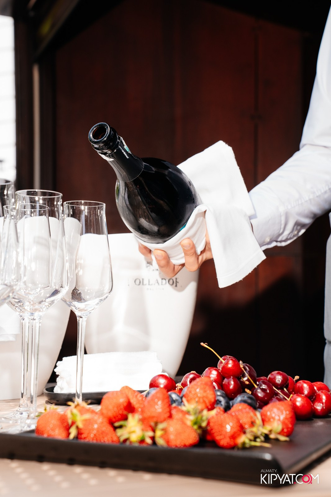 ЗАВТРАК В MÖTE. КИПЯТКОМ АЛМАТЫ!