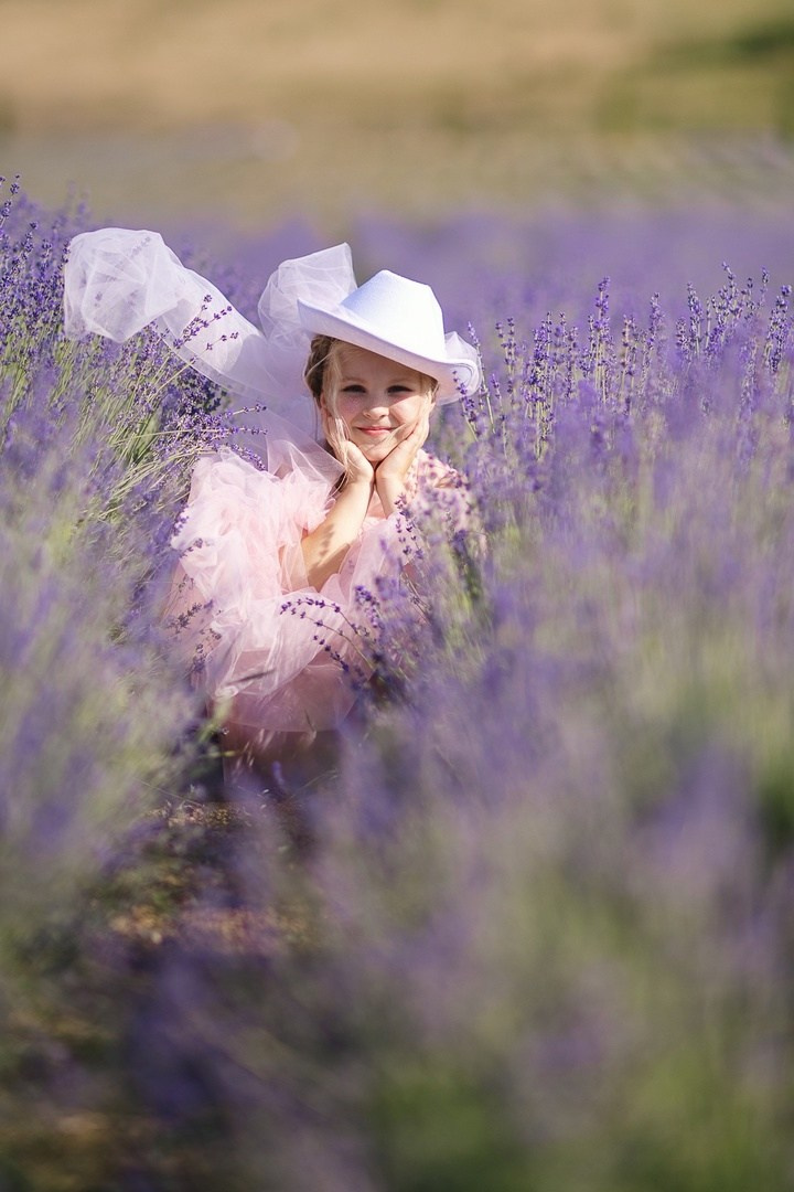 Фотосессия в лавандовом поле. Съёмки для брендов в Крыму / Стилист / Продюсер / Женя Мамай