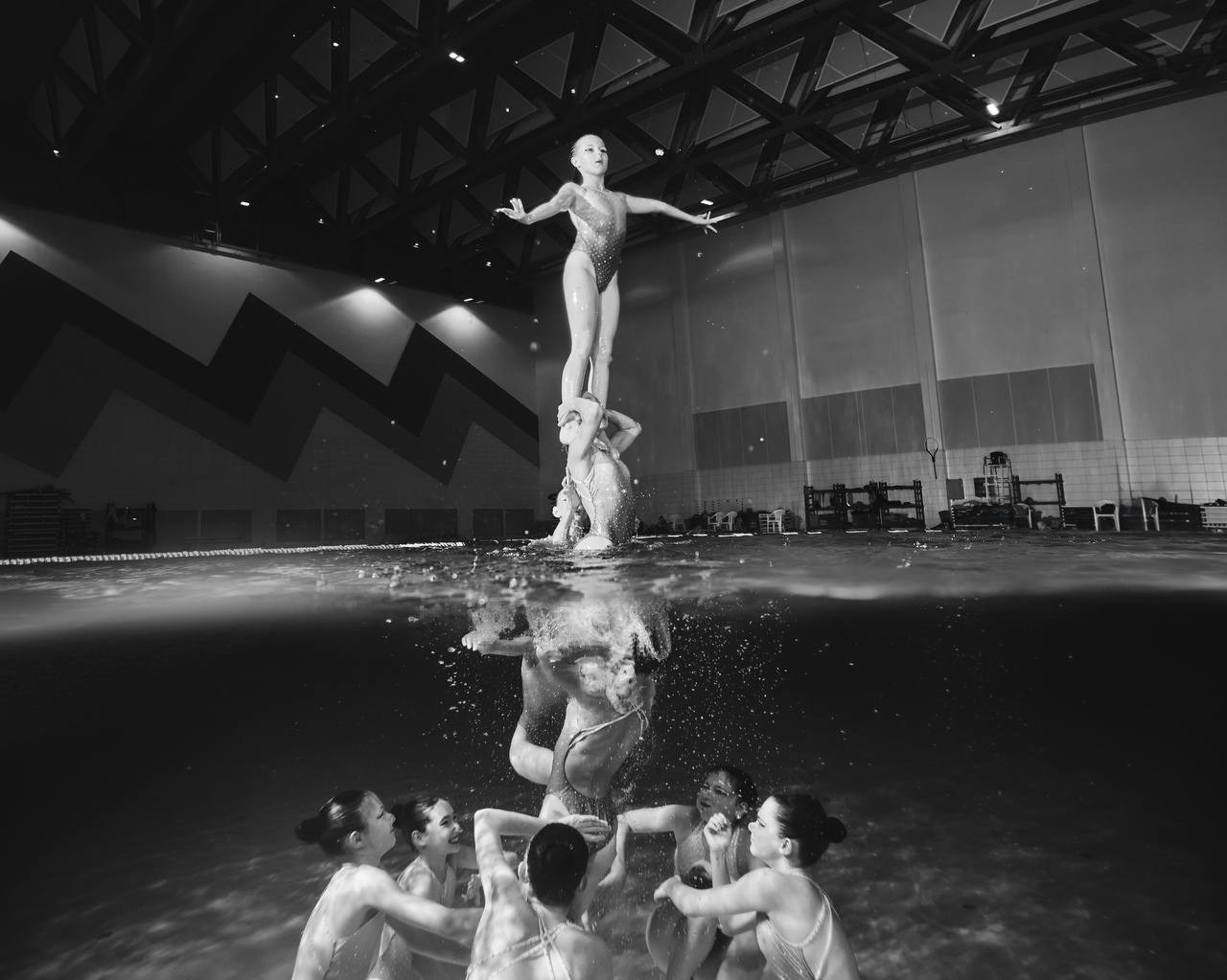 Подводная Фотосессия для команды синхронного плавания. Профессиональный фотограф в Москве — Максим Дьяконов