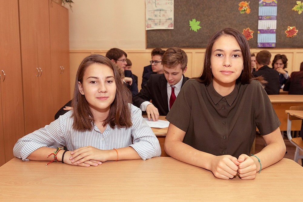 В школе. Выпускные альбомы СПБ. Фотограф в Садик и Школу