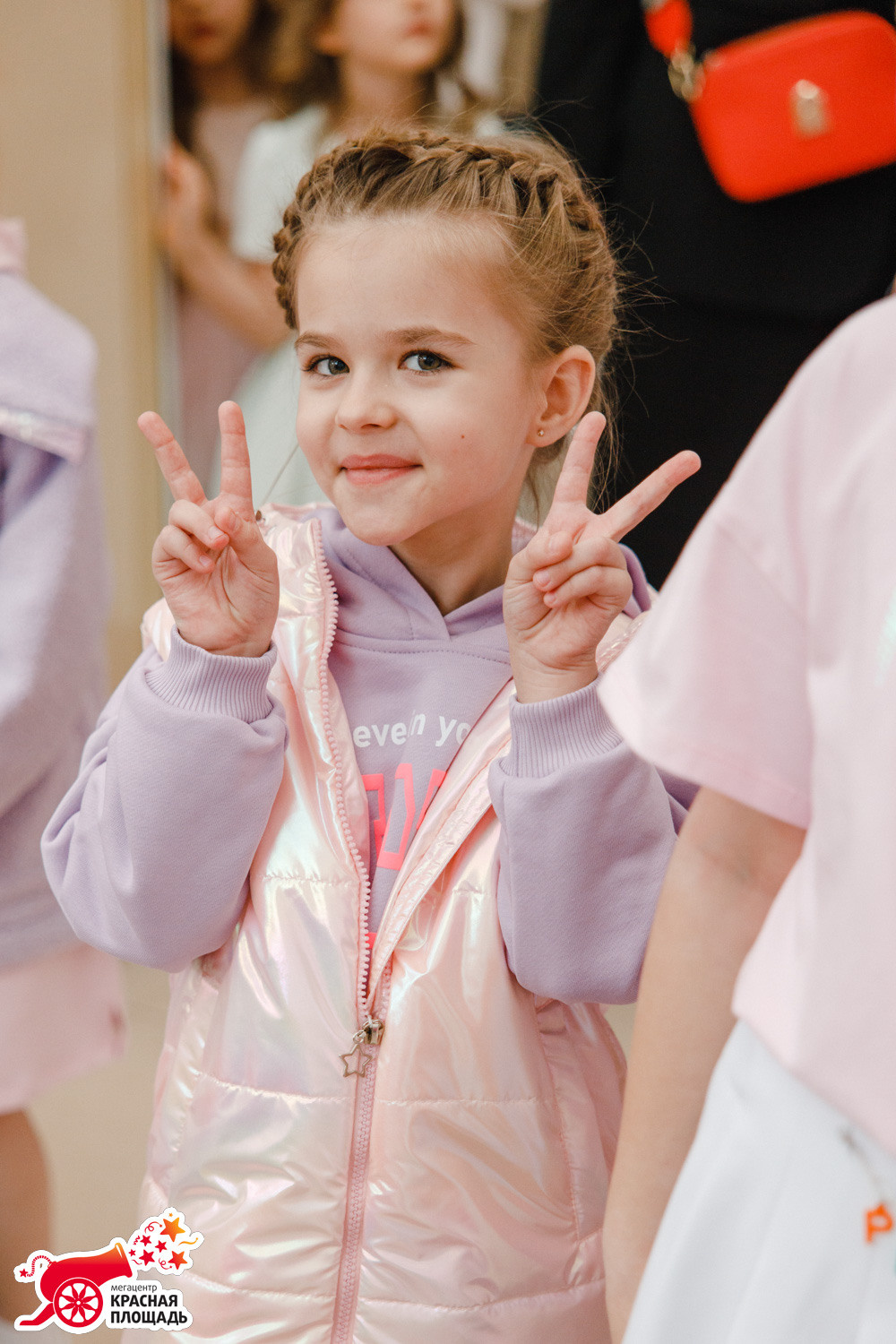 8 Марта ТЦ «Красная Площадь»