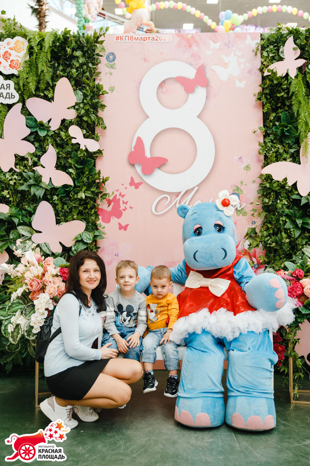 8 Марта ТЦ «Красная Площадь»
