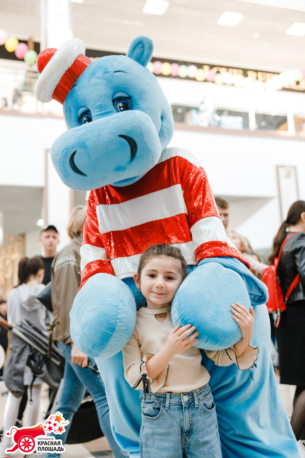 8 Марта ТЦ «Красная Площадь»