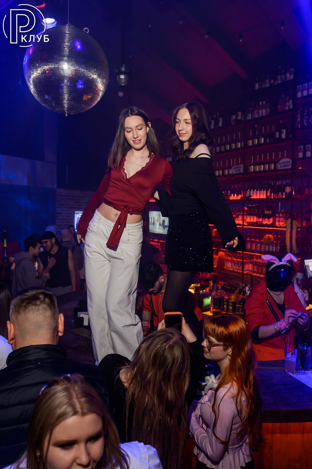 Небар Пятницкая 30.05.2026. Фотопортал RClub — освещение ресторанной, светской и клубной жизни Москвы