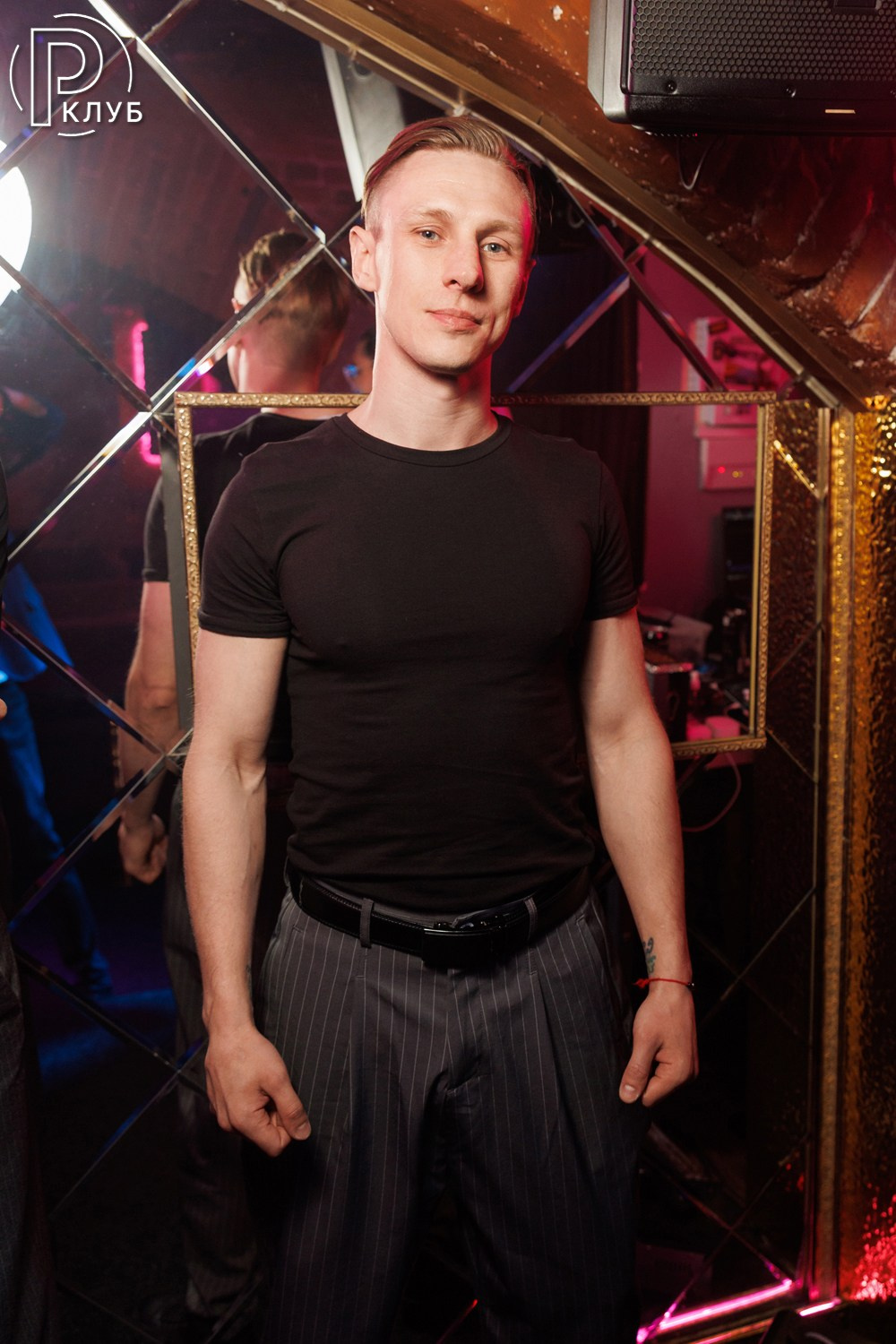 Мост Караоке на Кузнецком 26.06.2026. Фотопортал RClub — освещение ресторанной, светской и клубной жизни Москвы