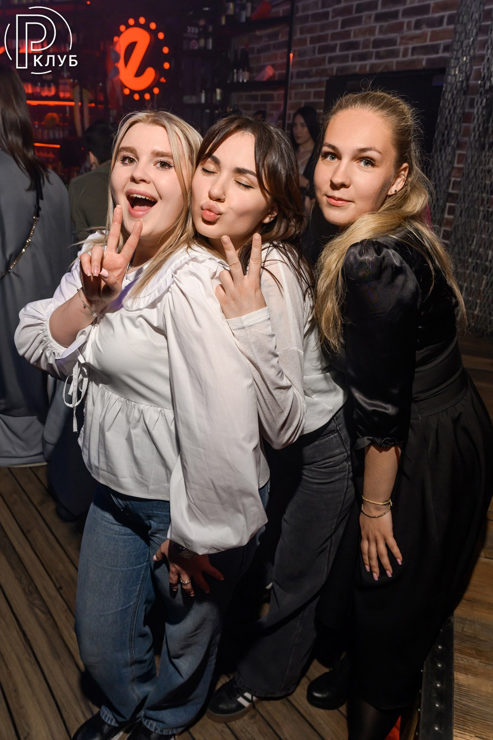 Небар Пятницкая 30.05.2026. Фотопортал RClub — освещение ресторанной, светской и клубной жизни Москвы