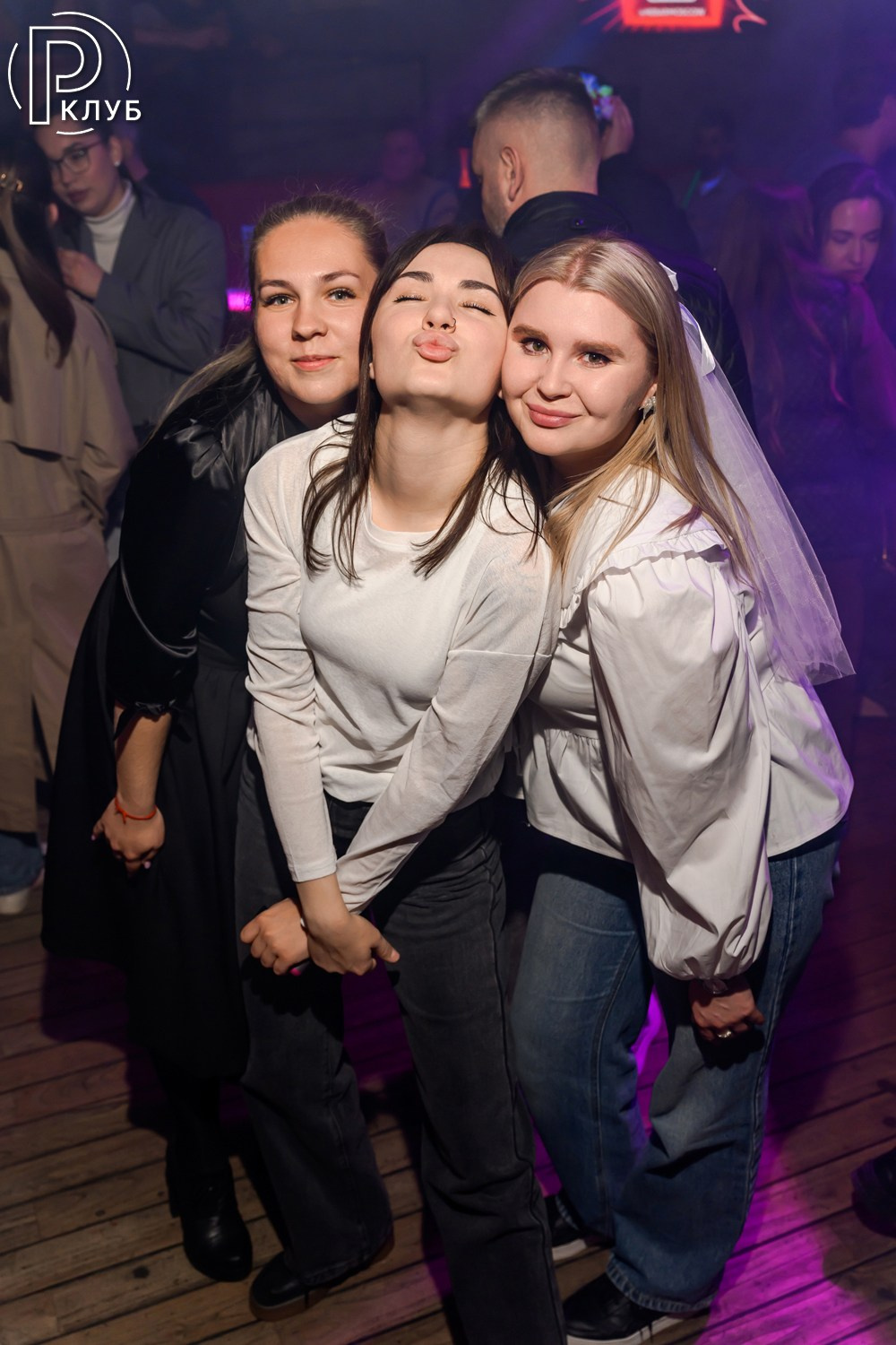 Небар Пятницкая 30.05.2026. Фотопортал RClub — освещение ресторанной, светской и клубной жизни Москвы