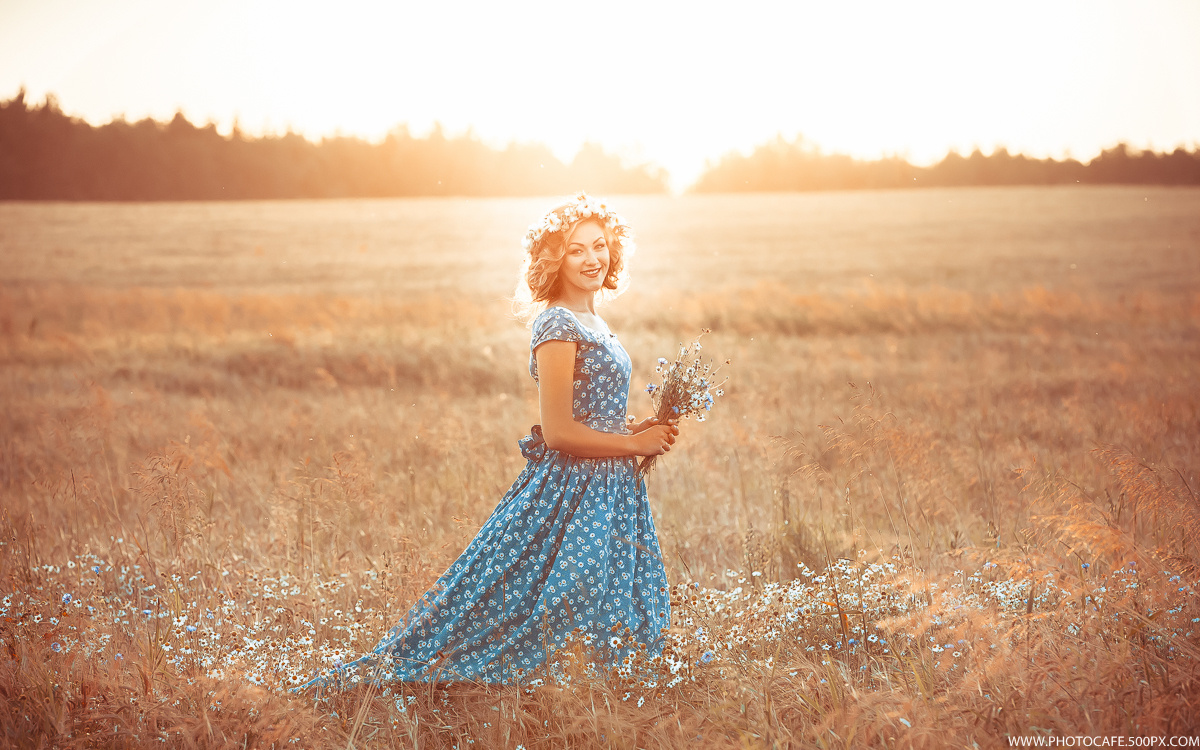 O. Warm summer evening. Destination wedding photographer in Iceland, Spain, Italy, Greece and