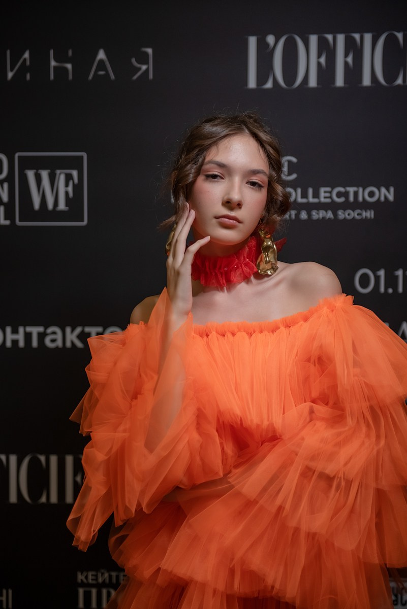SochiFashionWeek2024 дизайнер Анохина Светлана. Семейный и коммерческий фотограф в Сочи Александр Бодунов