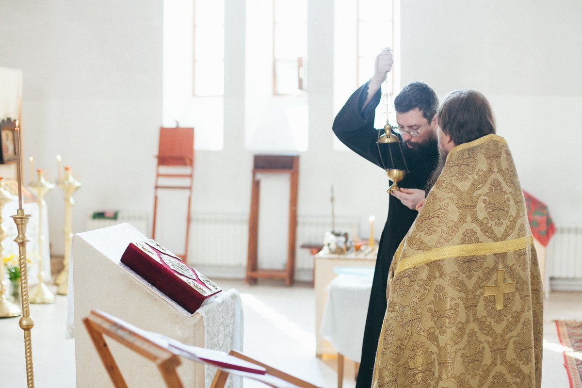 Венчание в Санкт Петербурге. Фотограф крещение венчание в Петербурге! Помогает подобрать храм и посоветовал душевного батюшку в СПб
