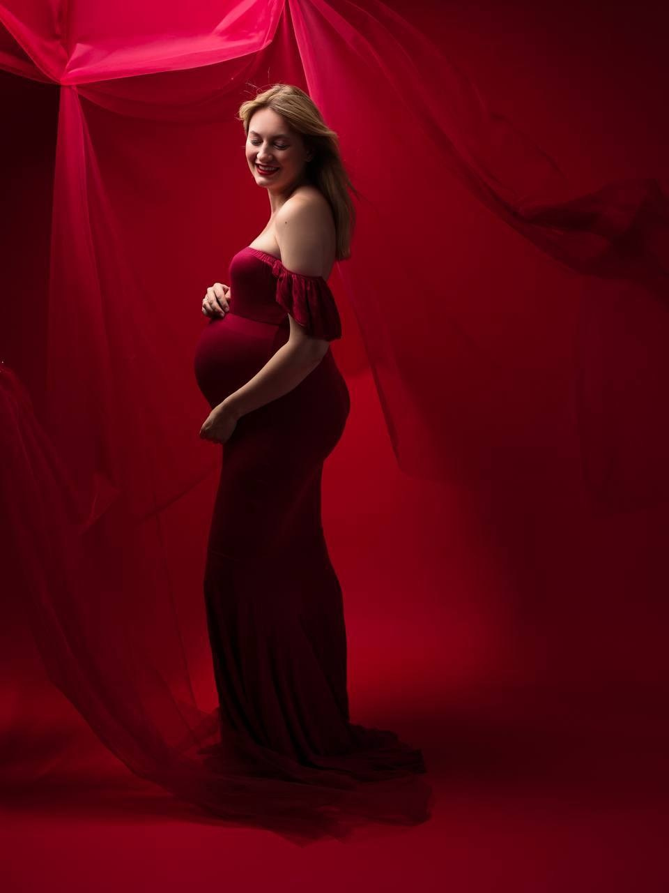 Фотосессия в красном стиле. Фотограф ANNA GEREIHAN