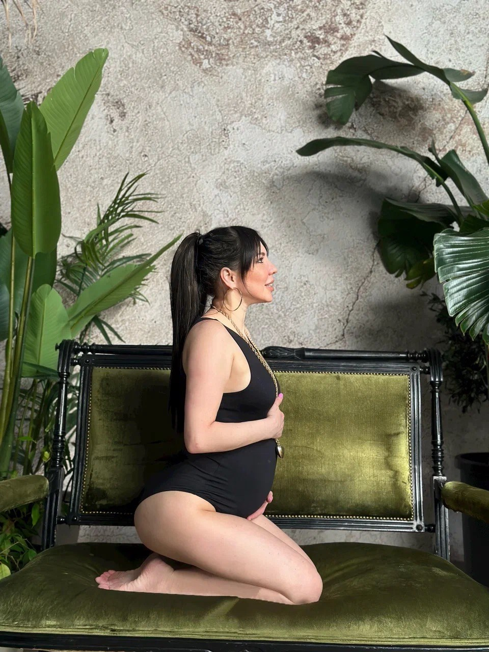 Фотосессия Анны в зеленом стиле. Фотограф ANNA GEREIHAN