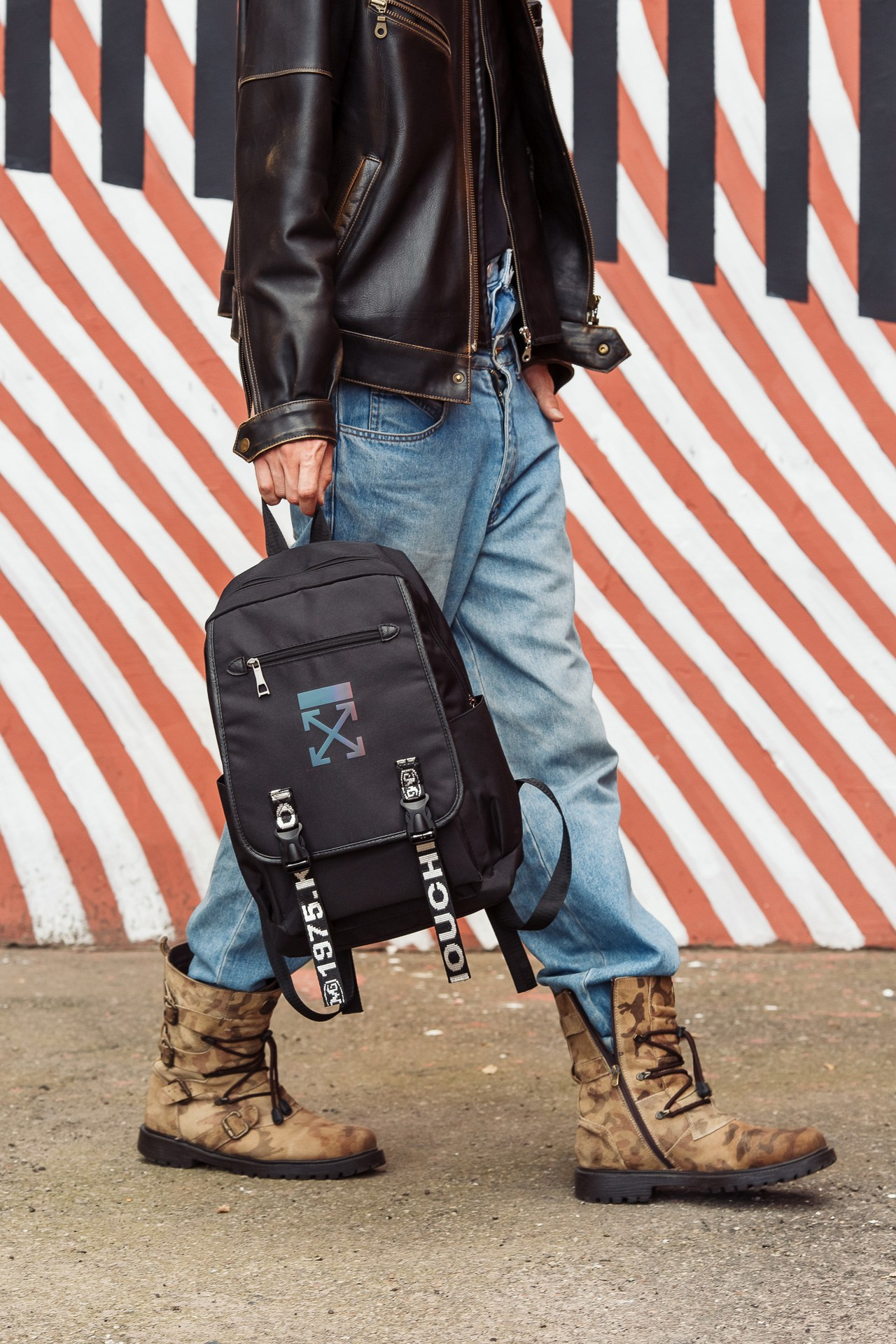 WB OZON Рюкзаки. Фотосъёмка для бизнеса — предметное фото, репортаж с мероприятий, портреты людей, съёмка интерьера и экстерьера