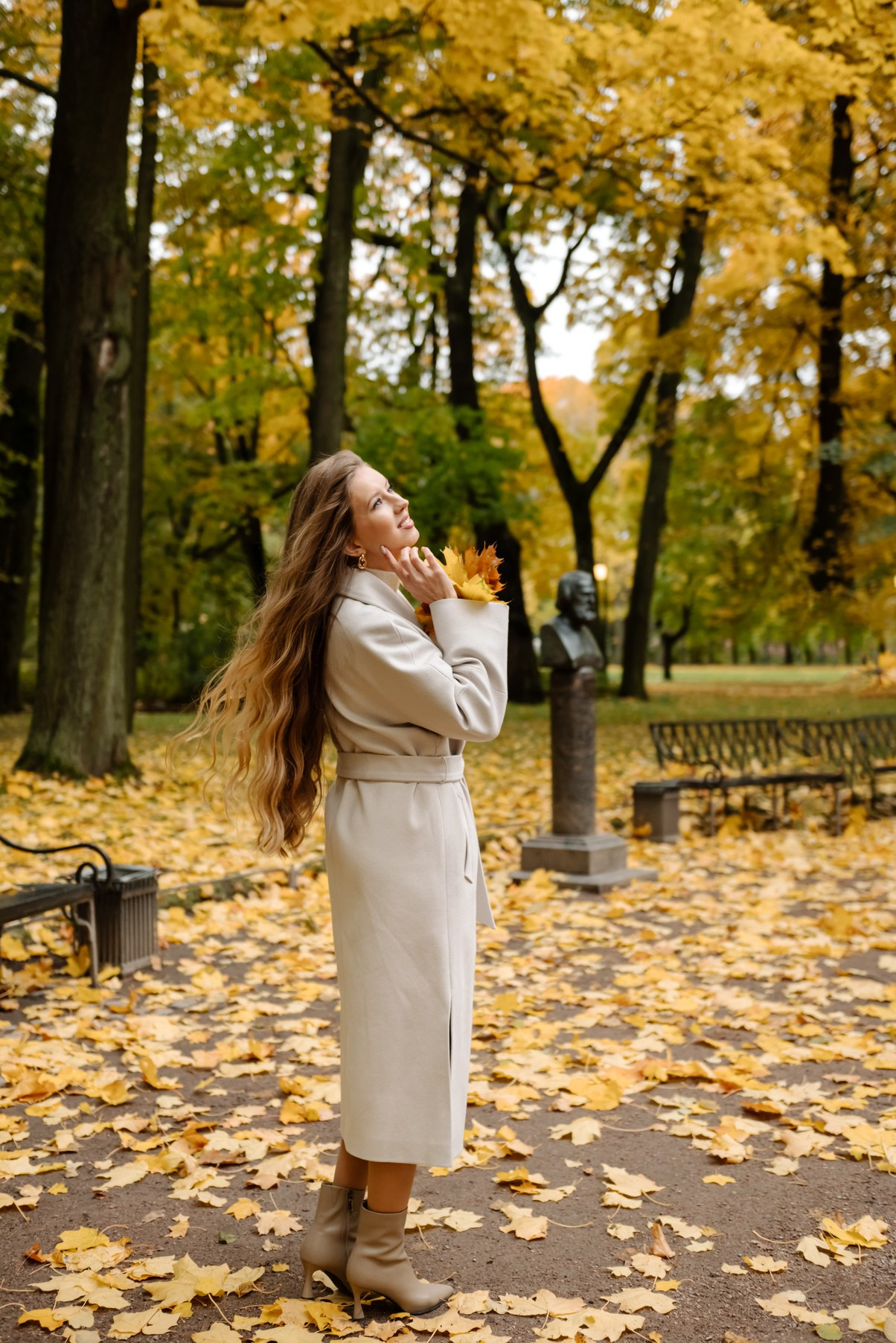 Осенняя фотосессия в Питере в Михайловском саду. Свадебный и сеейный фотограф в Санкт-Петербурге Елена Худякова