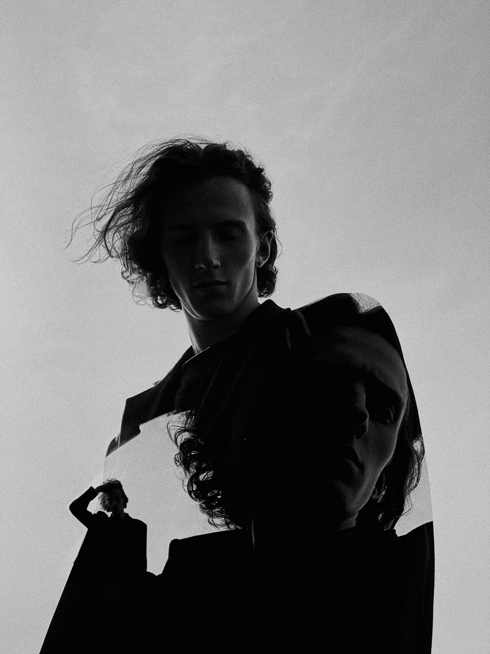 Современная концептуальная фотография о теле, уязвимости и идентичности. Визуальная практика на стиле честности, пост-иронии и искусства.Рекламная фотография, Концептуальная фотография, Современный художник, Психология, Коммерческий фотограф, Репортажный фотограф, Стрит фотография, Арт, Сюрреализм, Мобильная фотография, Снято на айфон, Дима Бурза