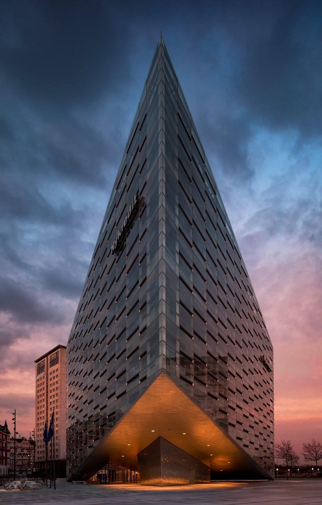 City and architectural portfolio of photographer Vadim Sherbakov. Vadim Sherbakov Portfolio