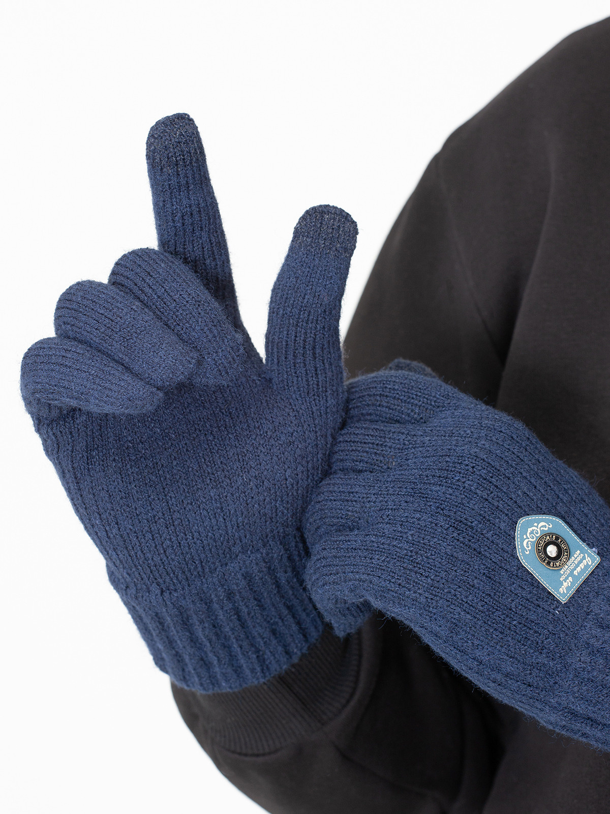 Фотосъемка для валдберриз перчаток. Сборные фотосъёмки в Москве. фотосессии одежды.фотограф