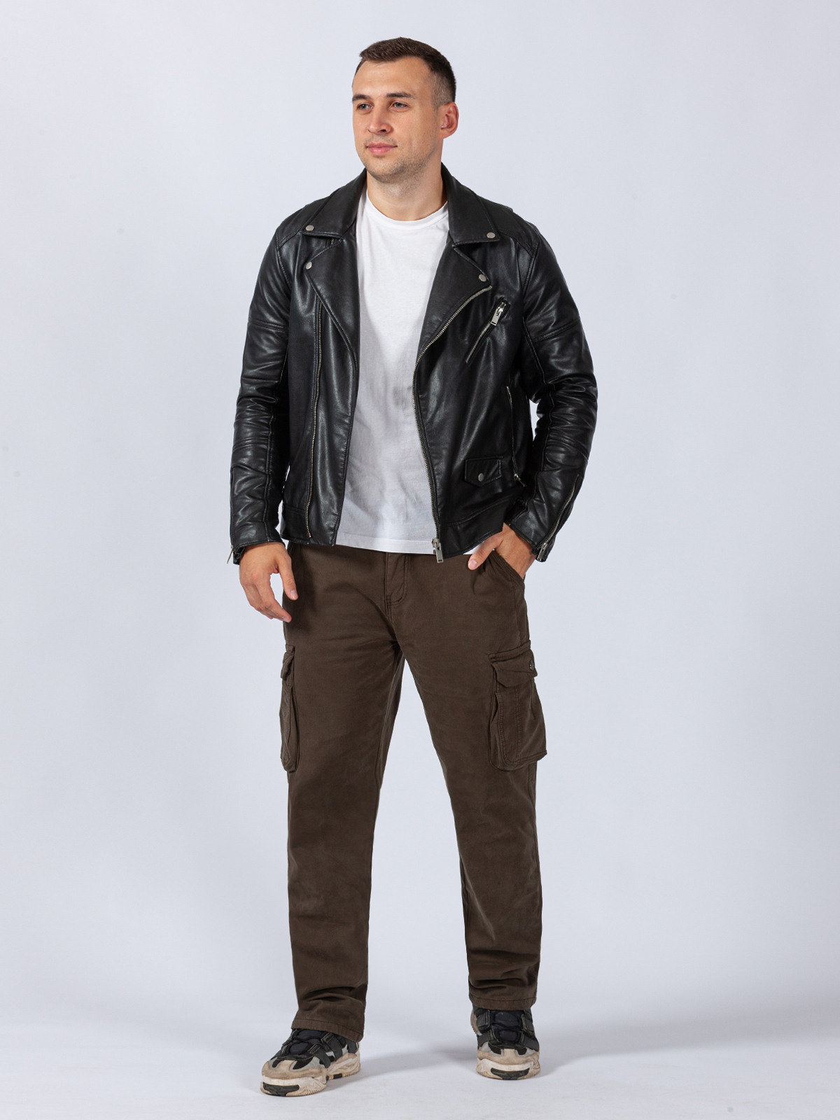 Фотосъемка брюк карго. Сборные фотосъёмки в Москве. фотосессии одежды.фотограф