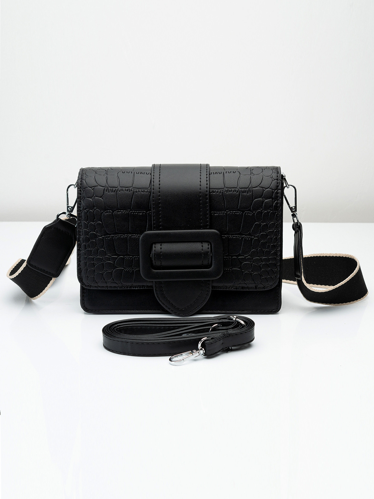 Фотосъёмка сумок для валдберриз. Сборные фотосъёмки в Москве. фотосессии одежды.фотограф