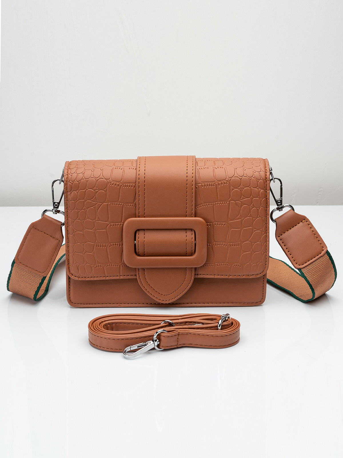 Фотосъёмка сумок для валдберриз. Сборные фотосъёмки в Москве. фотосессии одежды.фотограф