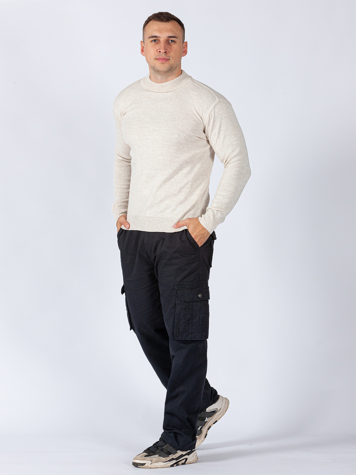 Фотосъёмка брюк на модели. Сборные фотосъёмки в Москве. фотосессии одежды.фотограф