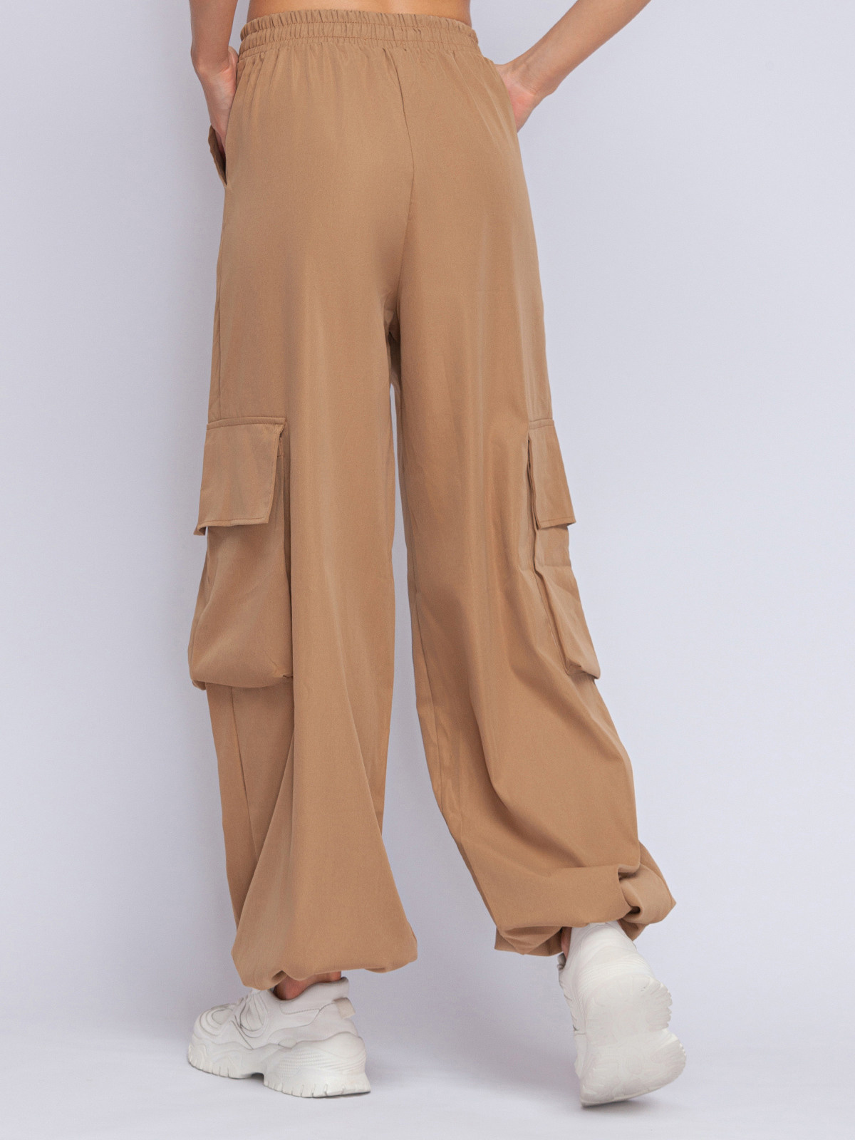 Фотосъемка брюк карго. Сборные фотосъёмки в Москве. фотосессии одежды.фотограф