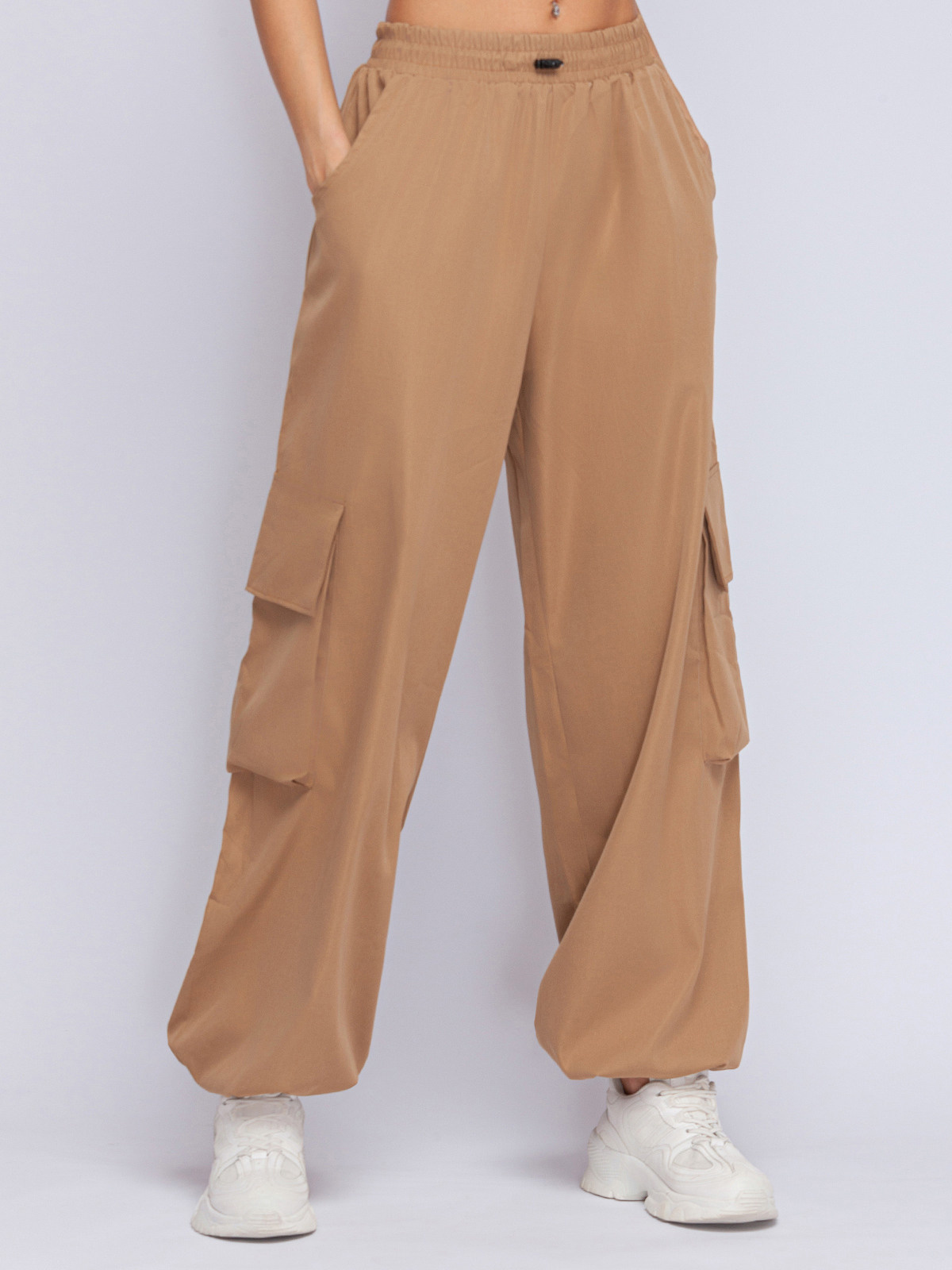 Фотосъемка брюк карго. Сборные фотосъёмки в Москве. фотосессии одежды.фотограф