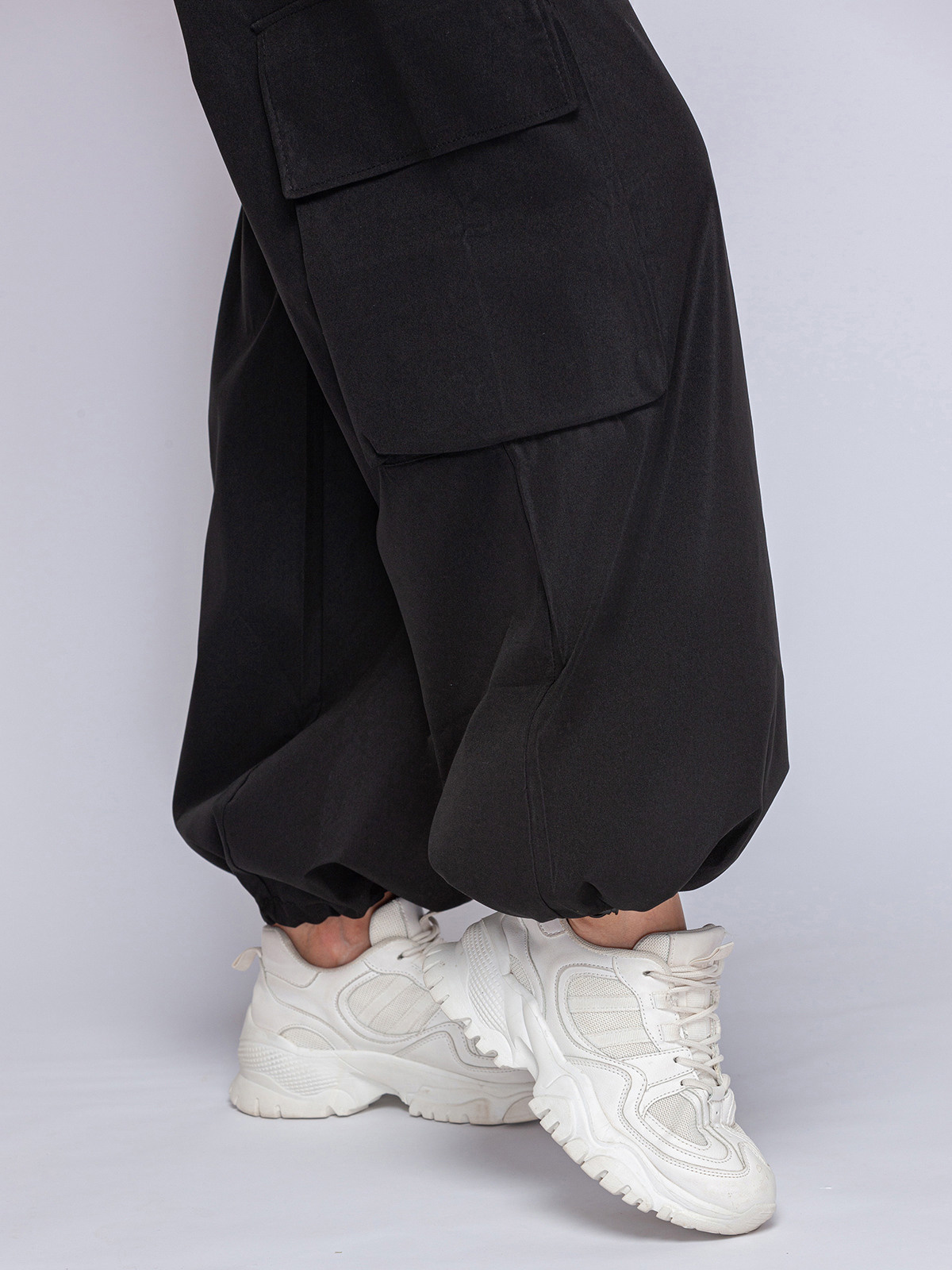 Фотосъемка брюк карго. Сборные фотосъёмки в Москве. фотосессии одежды.фотограф