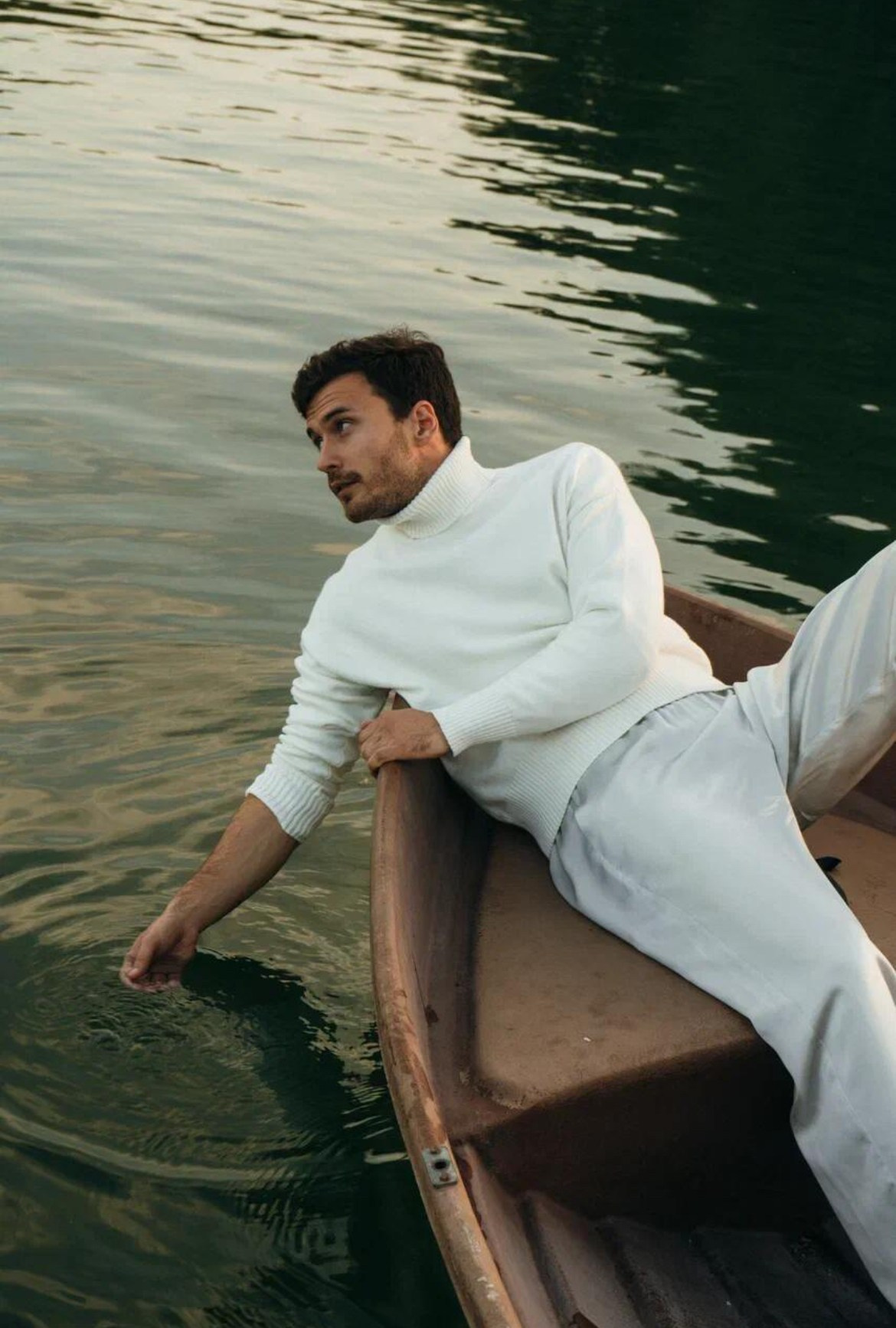 Фотограф для съемки одежды (предметка) в Москве — сделаем ваш товар желанным на фото