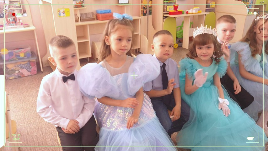 Цены на услуги фотографа для школ и детских садов. Студия выпускных альбомов и школьной фотографии «Идея» г. Оренбург