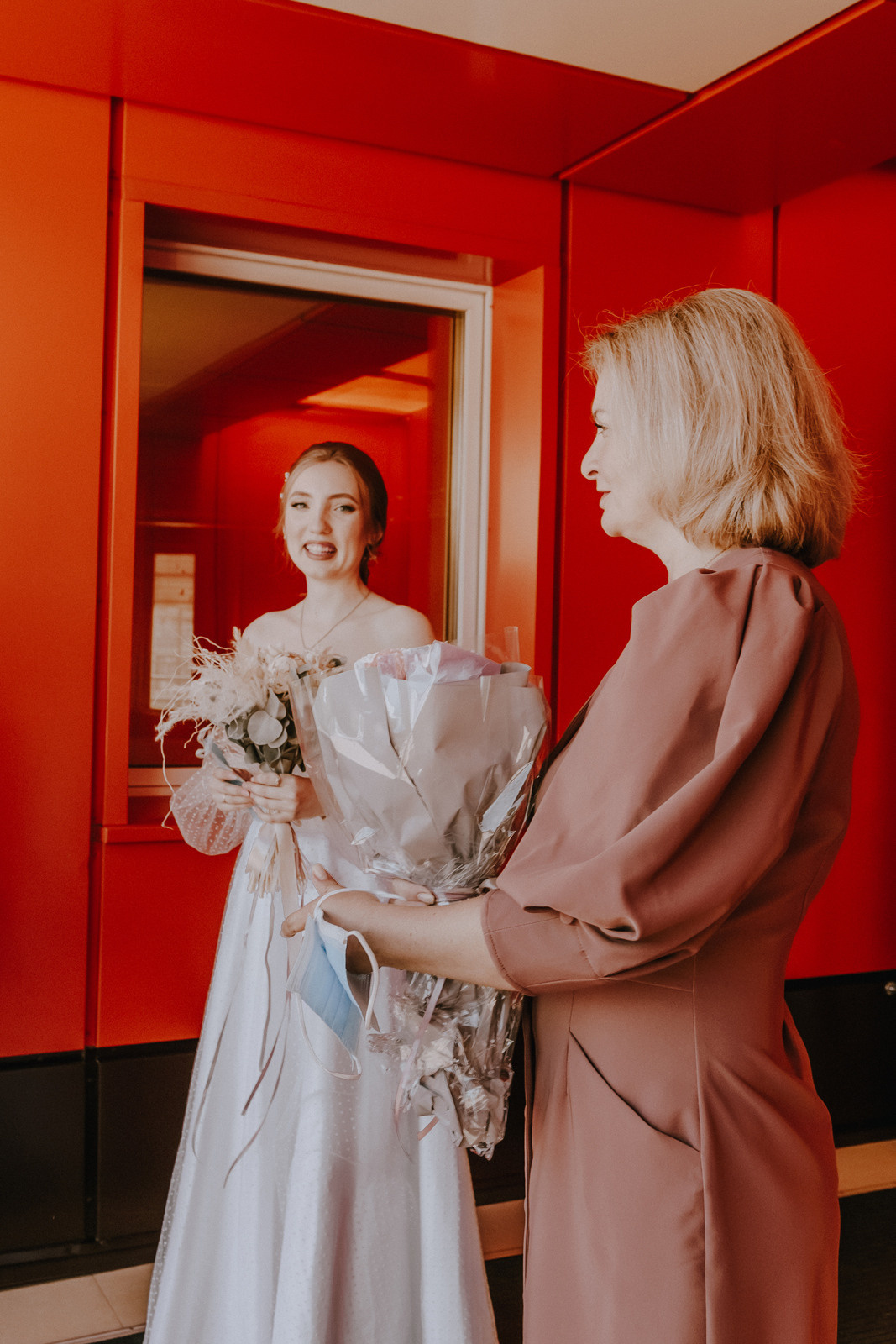 Свадебная фотосъёмка в Рудничном загсе Кемерово